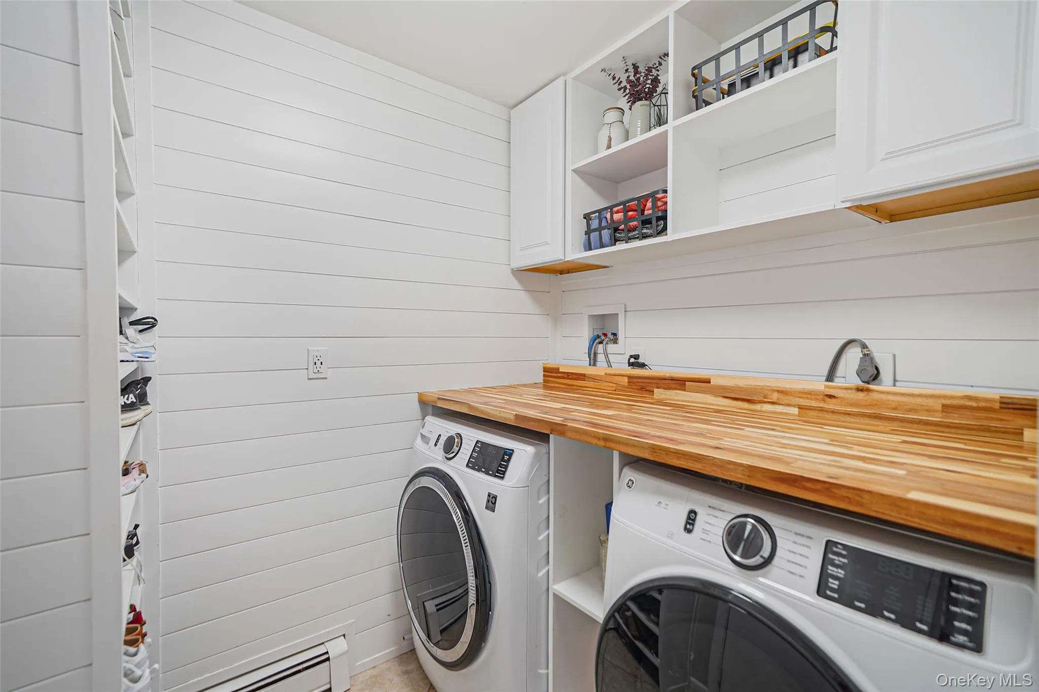3 Hampton Drive, Brookhaven, NY, 3 Bedrooms Bedrooms, 8 Rooms Rooms,2 BathroomsBathrooms,Residential,For Rent,Hampton,0,951458 3 Hampton Drive, Brookhaven, NY, 3 Bedrooms Bedrooms, 8 Rooms Rooms,2 BathroomsBathrooms,Residential,For Rent,Hampton,0,951458