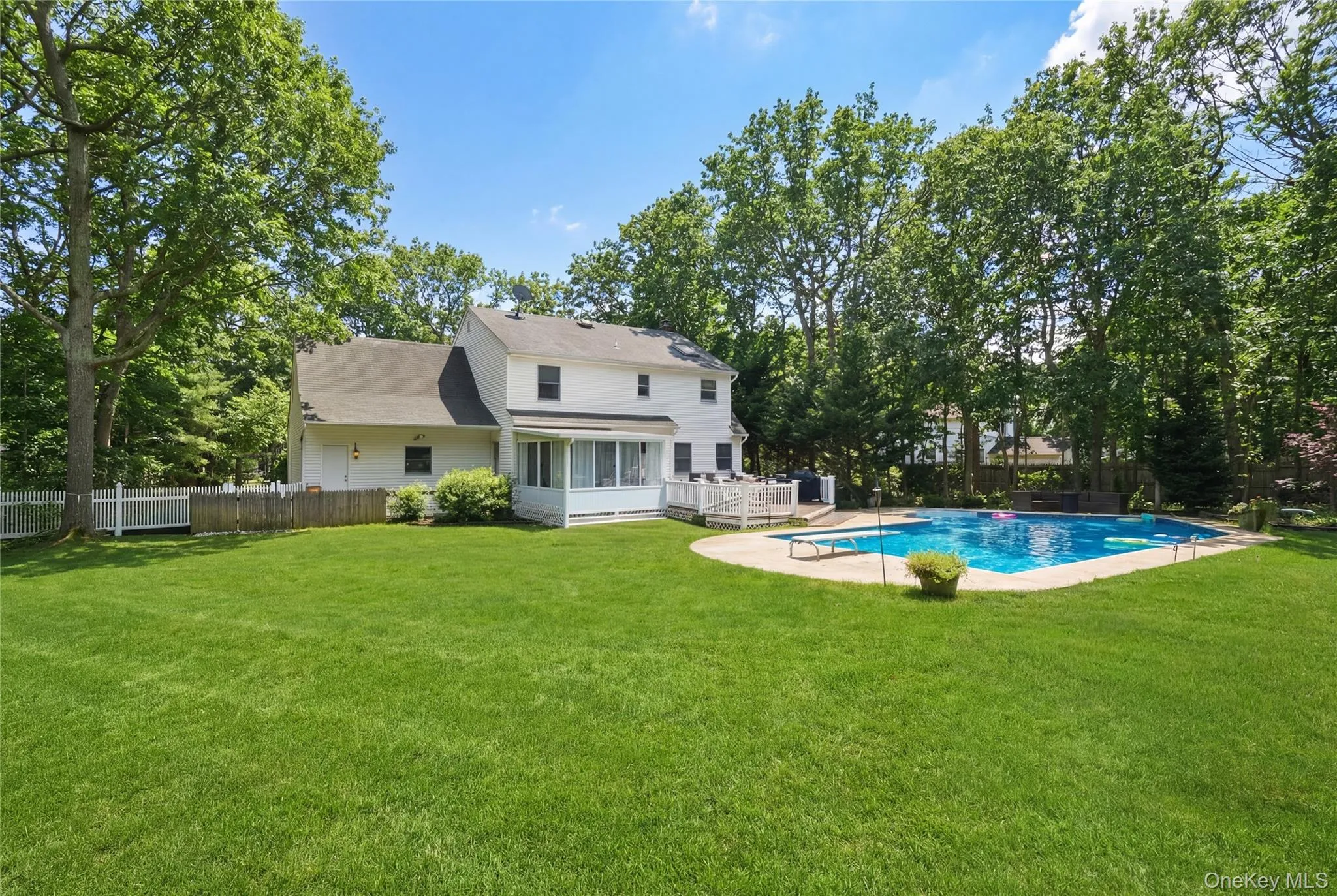 3 Hampton Drive, Brookhaven, NY, 3 Bedrooms Bedrooms, 8 Rooms Rooms,2 BathroomsBathrooms,Residential,For Rent,Hampton,0,951458 3 Hampton Drive, Brookhaven, NY, 3 Bedrooms Bedrooms, 8 Rooms Rooms,2 BathroomsBathrooms,Residential,For Rent,Hampton,0,951458