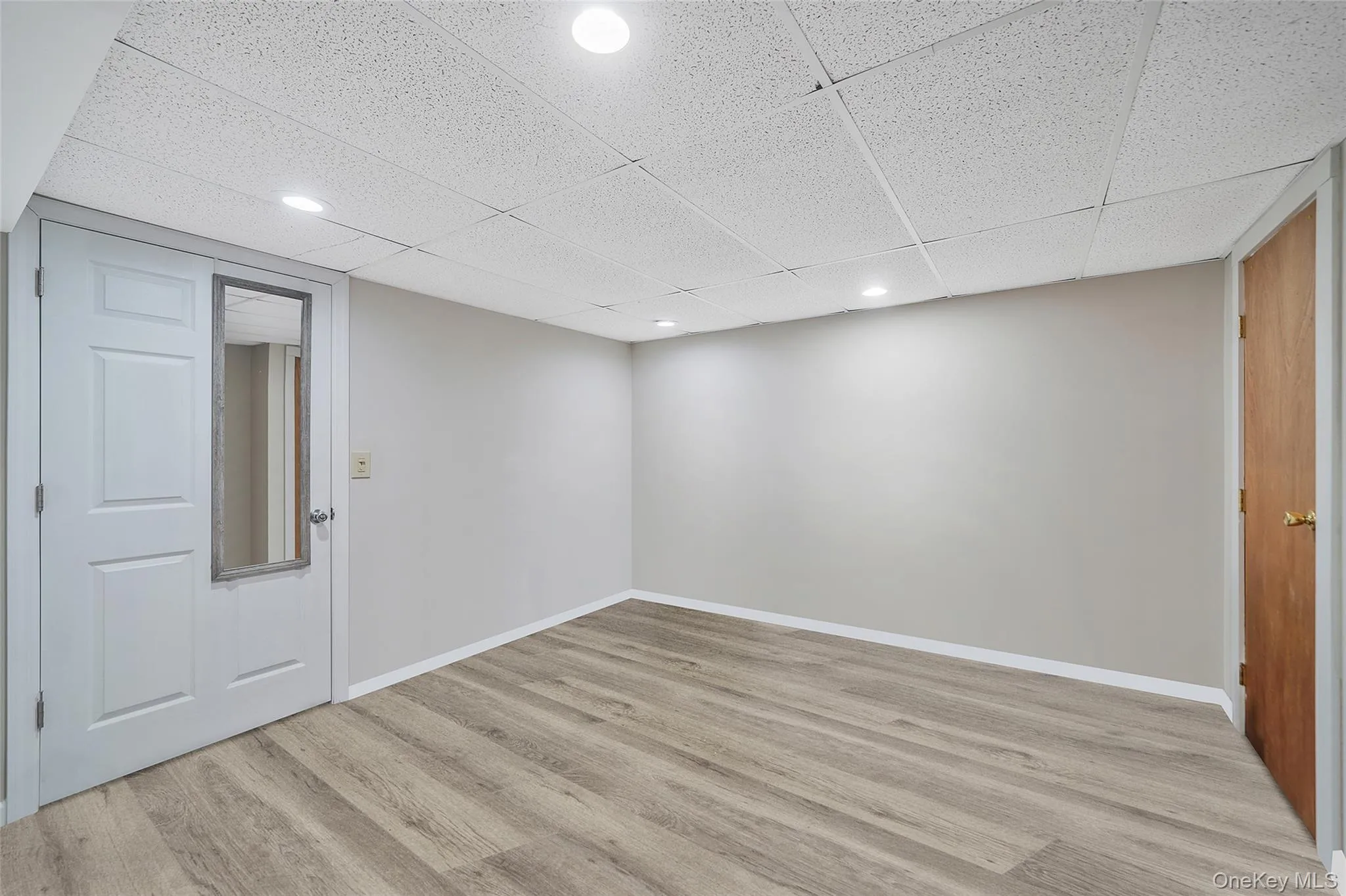 3 Hampton Drive, Brookhaven, NY, 3 Bedrooms Bedrooms, 8 Rooms Rooms,2 BathroomsBathrooms,Residential,For Rent,Hampton,0,951458 3 Hampton Drive, Brookhaven, NY, 3 Bedrooms Bedrooms, 8 Rooms Rooms,2 BathroomsBathrooms,Residential,For Rent,Hampton,0,951458