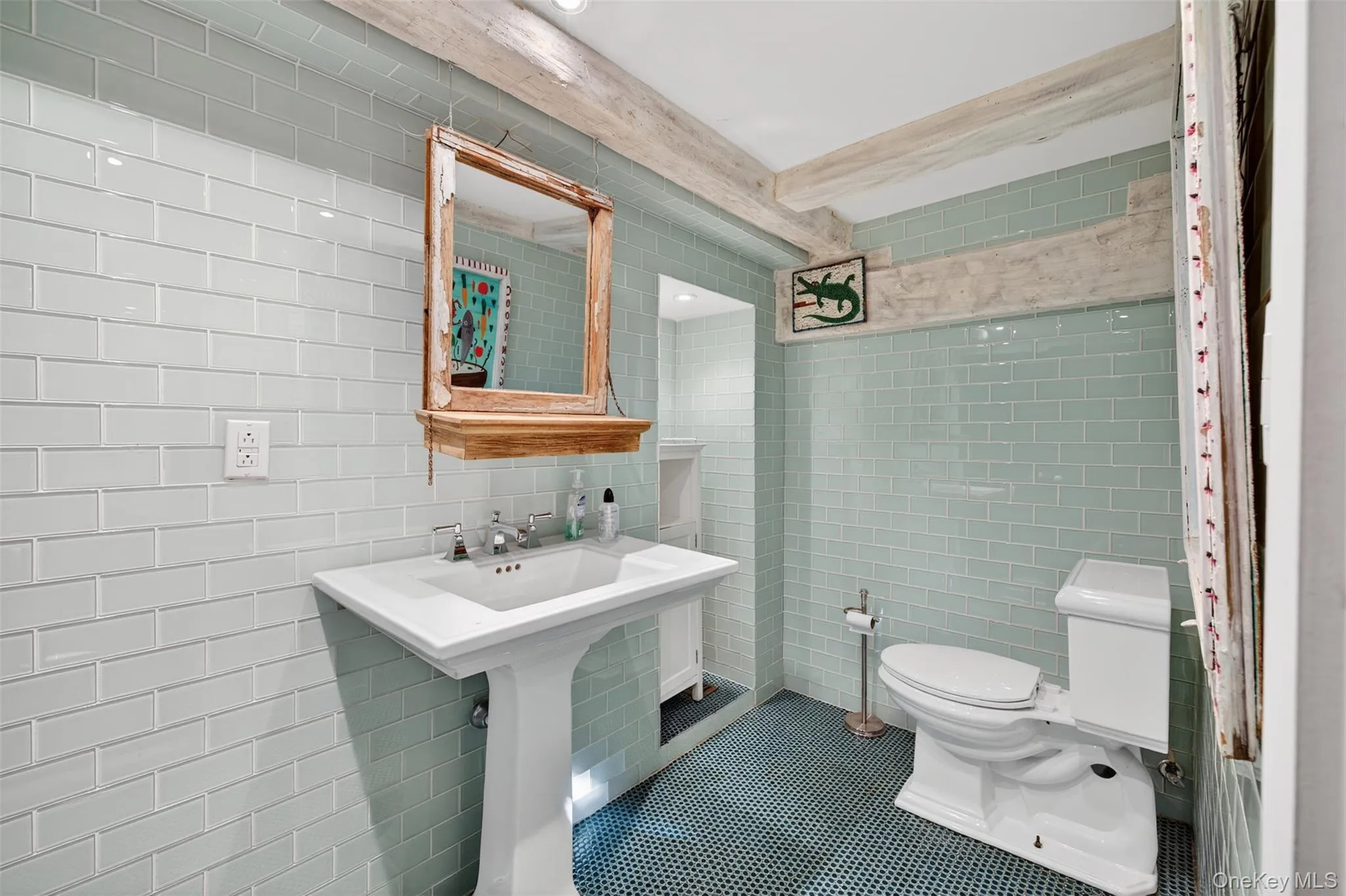 101 Drake Road, Pleasant Valley, NY, 3 Bedrooms Bedrooms, 9 Rooms Rooms,2 BathroomsBathrooms,Residential,For Rent,Drake,0,951502 101 Drake Road, Pleasant Valley, NY, 3 Bedrooms Bedrooms, 9 Rooms Rooms,2 BathroomsBathrooms,Residential,For Rent,Drake,0,951502