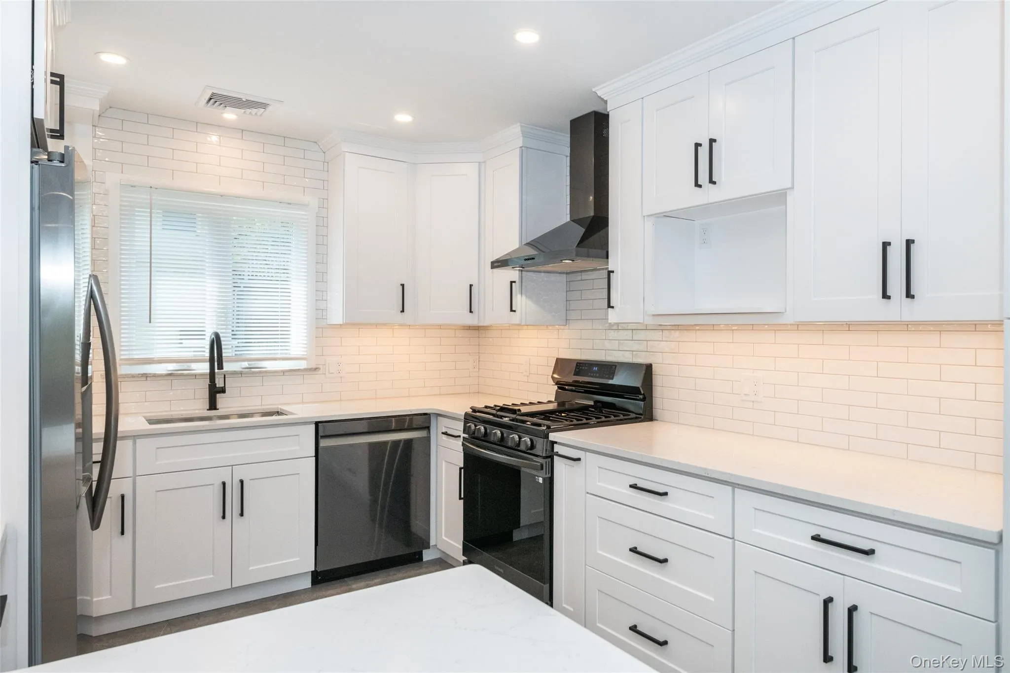 80 Claremont Avenue, Mount Vernon, NY, 3 Bedrooms Bedrooms, 5 Rooms Rooms,2 BathroomsBathrooms,Residential Lease,Idx,Claremont,0,951545 80 Claremont Avenue, Mount Vernon, NY, 3 Bedrooms Bedrooms, 5 Rooms Rooms,2 BathroomsBathrooms,Residential Lease,Idx,Claremont,0,951545