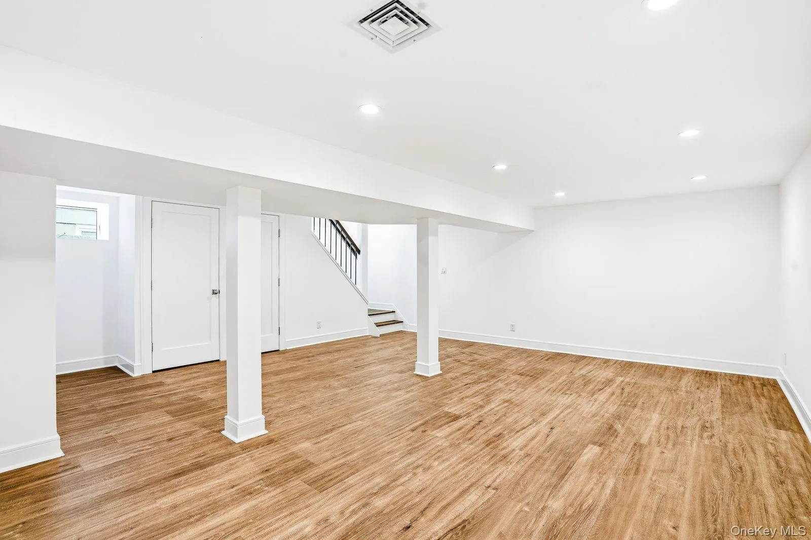 71 Henry Avenue, Harrison, NY, 3 Bedrooms Bedrooms, 7 Rooms Rooms,2 BathroomsBathrooms,Residential Lease,Idx,Henry,0,951557 71 Henry Avenue, Harrison, NY, 3 Bedrooms Bedrooms, 7 Rooms Rooms,2 BathroomsBathrooms,Residential Lease,Idx,Henry,0,951557