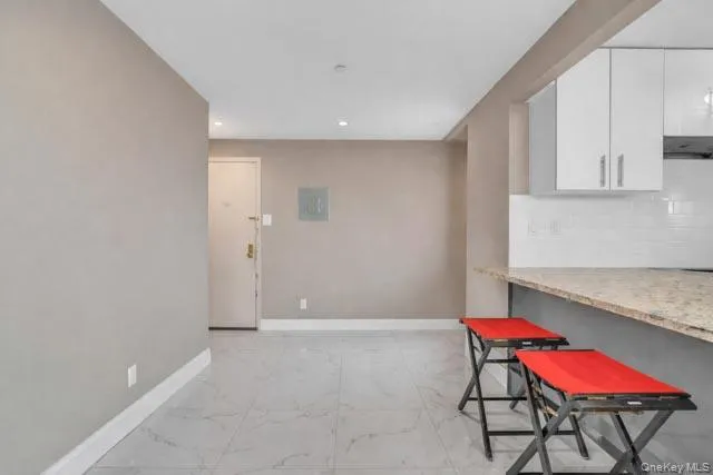 4516 83 Street, New York, NY, 2 Bedrooms Bedrooms, 5 Rooms Rooms,2 BathroomsBathrooms,Residential Sale,For Rent,83,0,951570 4516 83 Street, New York, NY, 2 Bedrooms Bedrooms, 5 Rooms Rooms,2 BathroomsBathrooms,Residential Sale,For Rent,83,0,951570