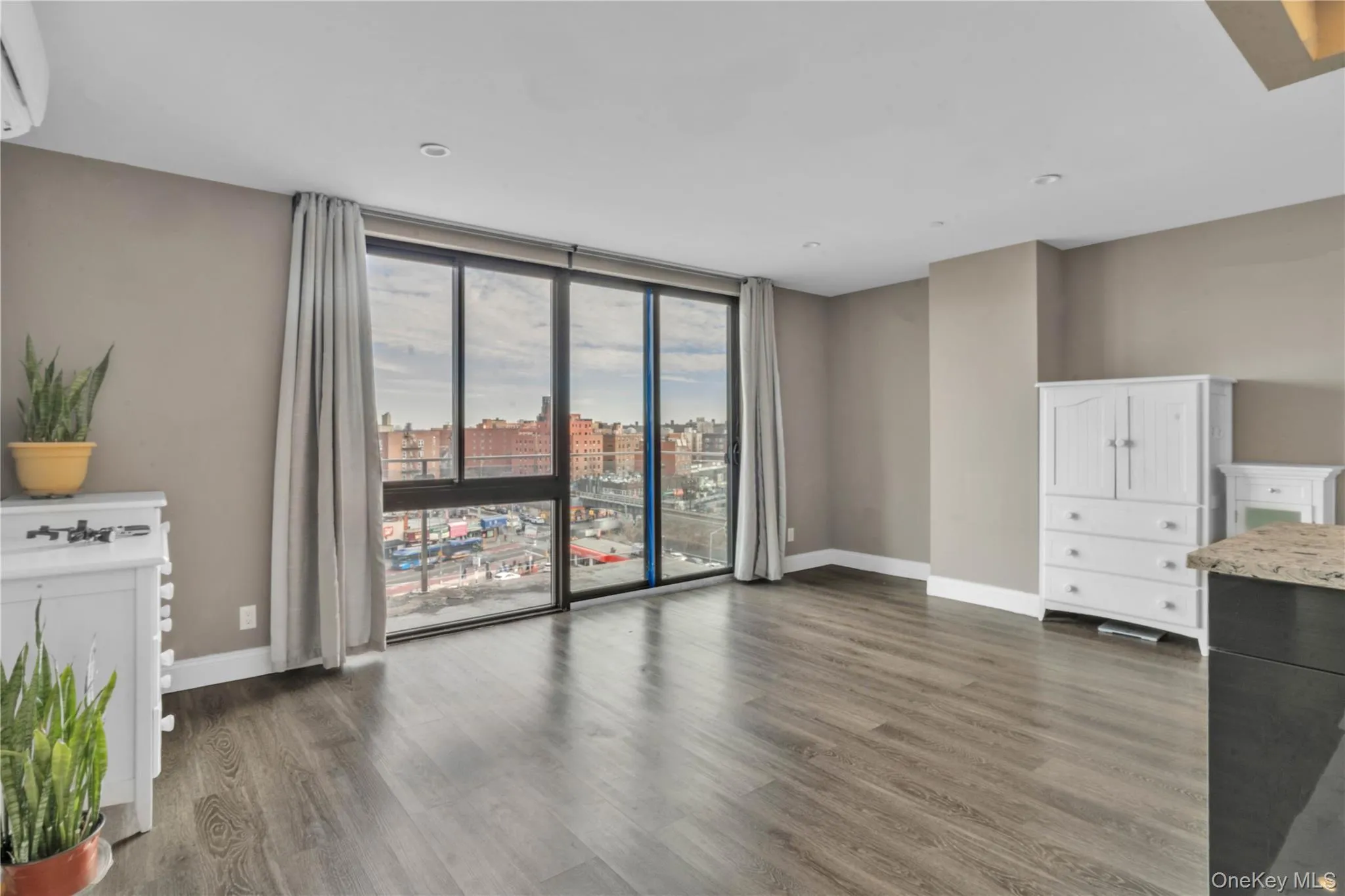 4516 83 Street, New York, NY, 2 Bedrooms Bedrooms, 5 Rooms Rooms,2 BathroomsBathrooms,Residential Sale,For Rent,83,0,951570 4516 83 Street, New York, NY, 2 Bedrooms Bedrooms, 5 Rooms Rooms,2 BathroomsBathrooms,Residential Sale,For Rent,83,0,951570