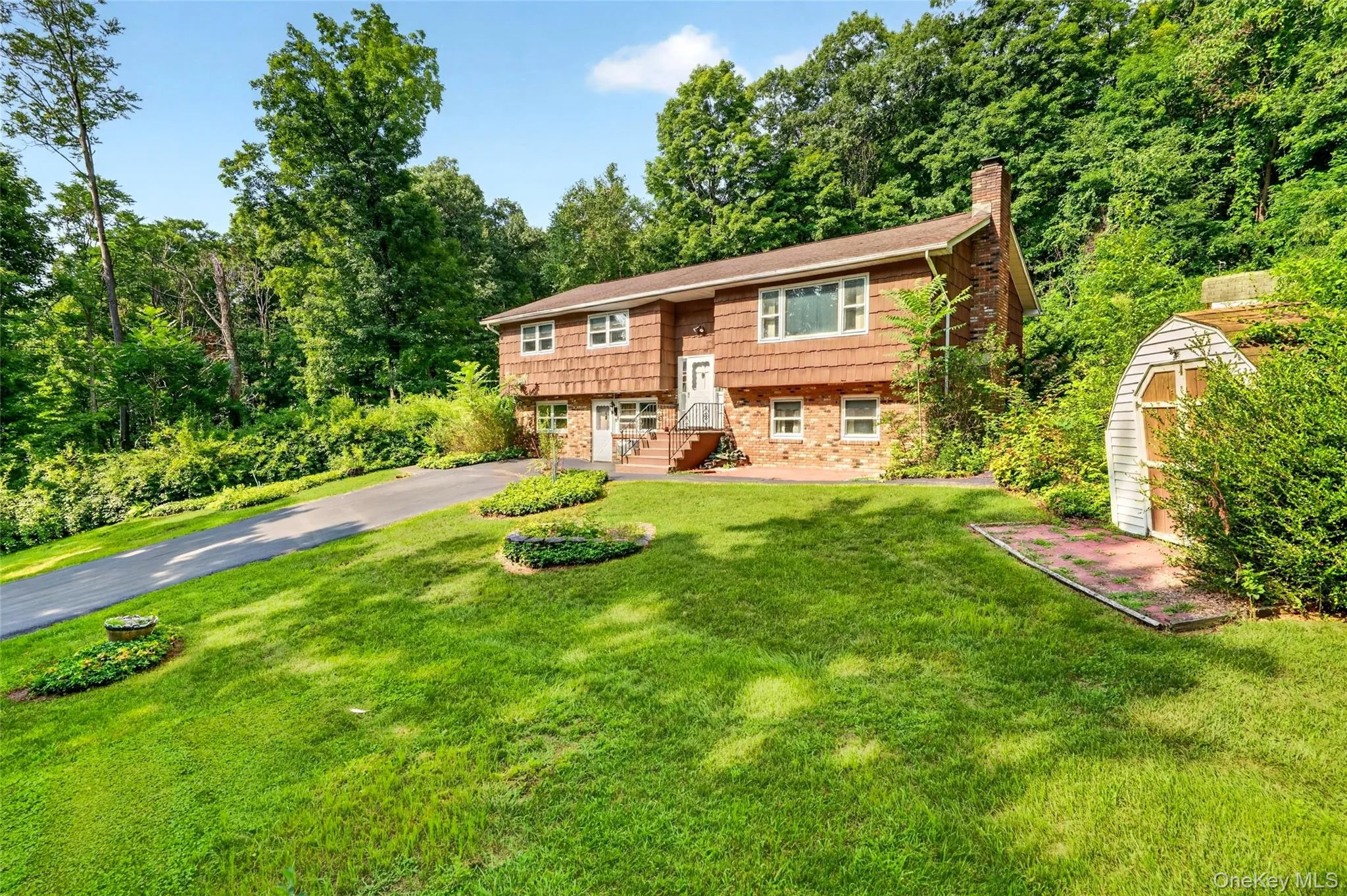 237 Old Church Road, Putnam Valley, NY, 3 Bedrooms Bedrooms, 10 Rooms Rooms,3 BathroomsBathrooms,Residential,For Rent,Old Church,0,951573 237 Old Church Road, Putnam Valley, NY, 3 Bedrooms Bedrooms, 10 Rooms Rooms,3 BathroomsBathrooms,Residential,For Rent,Old Church,0,951573