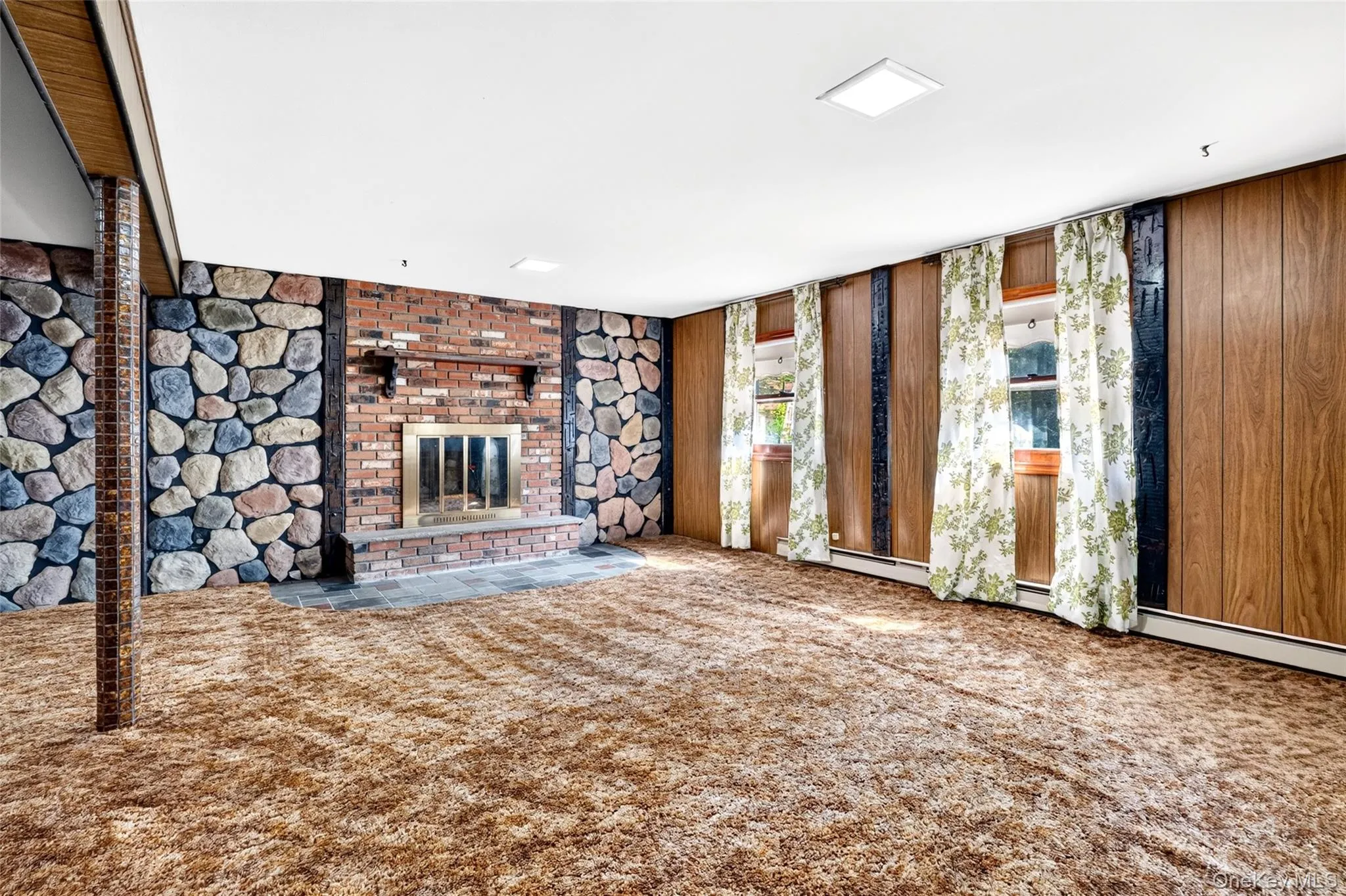 237 Old Church Road, Putnam Valley, NY, 3 Bedrooms Bedrooms, 10 Rooms Rooms,3 BathroomsBathrooms,Residential,For Rent,Old Church,0,951573 237 Old Church Road, Putnam Valley, NY, 3 Bedrooms Bedrooms, 10 Rooms Rooms,3 BathroomsBathrooms,Residential,For Rent,Old Church,0,951573