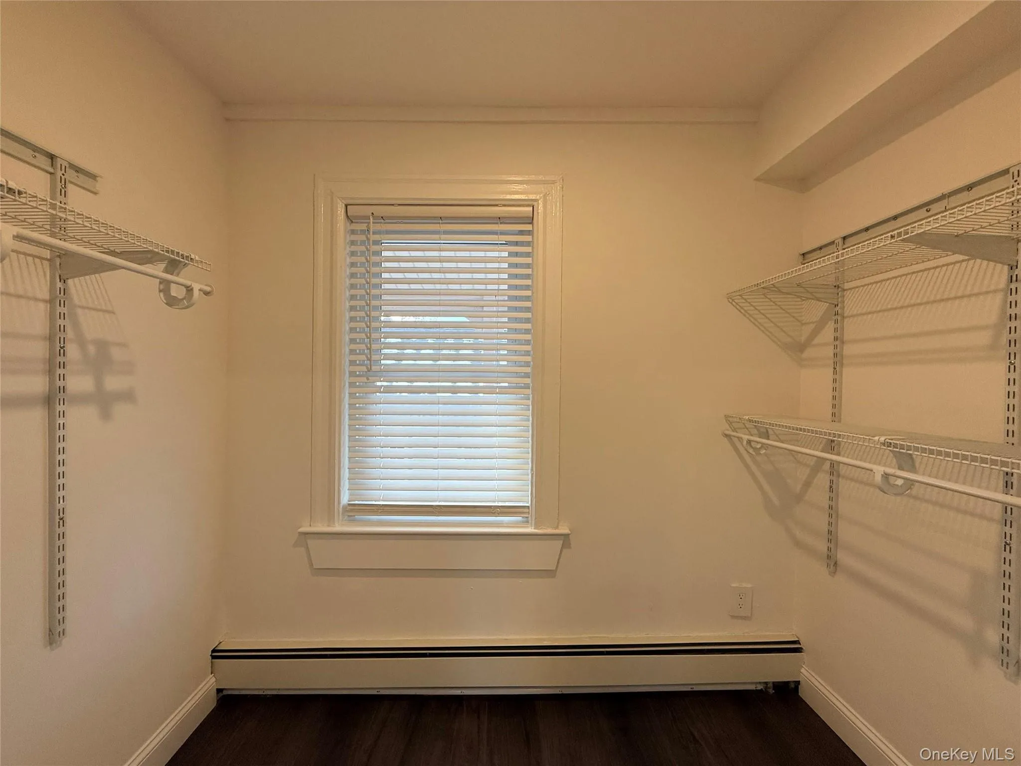 247 Main Street, Huntington, NY, 1 Bedroom Bedrooms, 3 Rooms Rooms,1 BathroomBathrooms,Residential Lease,Idx,Main,0,951618 247 Main Street, Huntington, NY, 1 Bedroom Bedrooms, 3 Rooms Rooms,1 BathroomBathrooms,Residential Lease,Idx,Main,0,951618