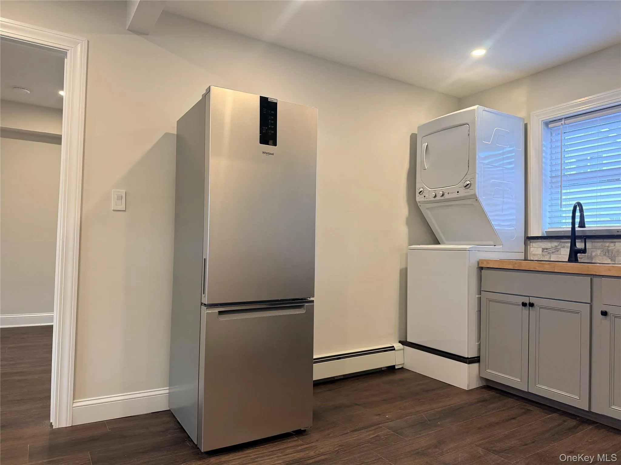 247 Main Street, Huntington, NY, 1 Bedroom Bedrooms, 3 Rooms Rooms,1 BathroomBathrooms,Residential Lease,Idx,Main,0,951618 247 Main Street, Huntington, NY, 1 Bedroom Bedrooms, 3 Rooms Rooms,1 BathroomBathrooms,Residential Lease,Idx,Main,0,951618