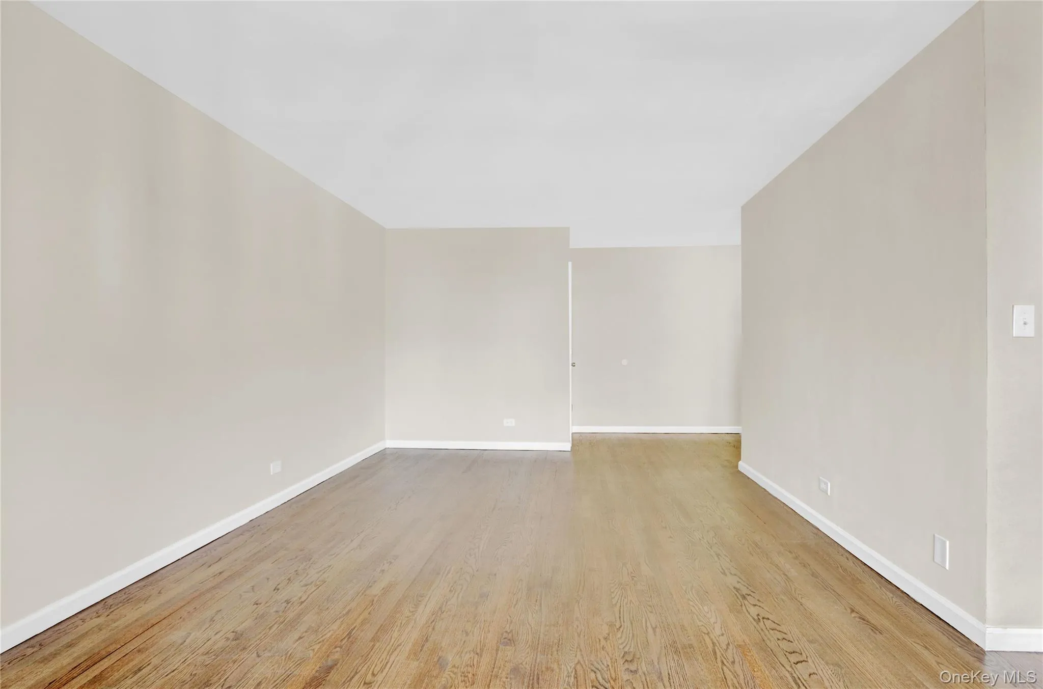 3201 Grand Concourse, New York, NY, 1 Bedroom Bedrooms, 3 Rooms Rooms,1 BathroomBathrooms,Residential,For Rent,Grand Concourse,0,951635 3201 Grand Concourse, New York, NY, 1 Bedroom Bedrooms, 3 Rooms Rooms,1 BathroomBathrooms,Residential,For Rent,Grand Concourse,0,951635