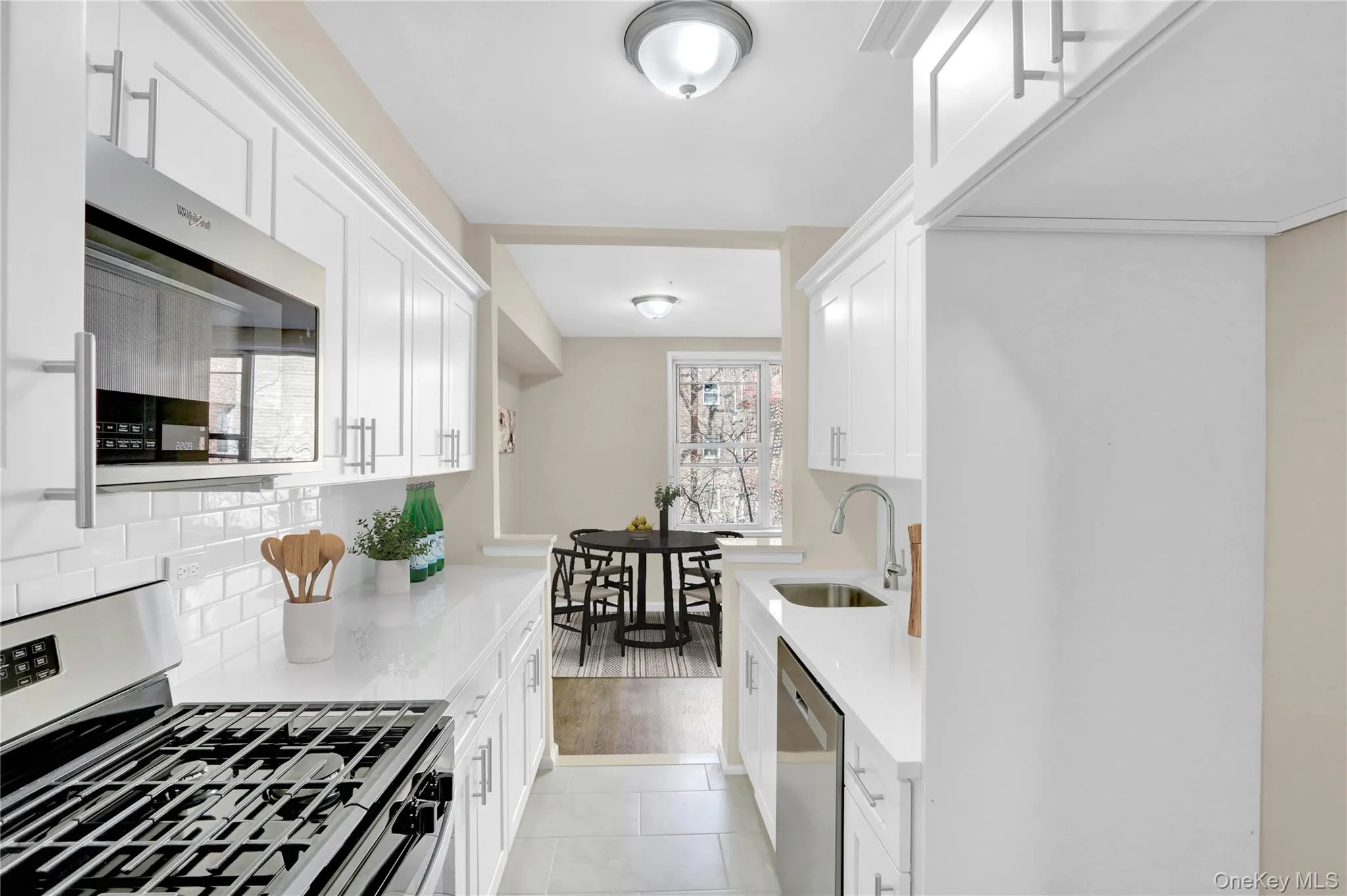 3201 Grand Concourse, New York, NY, 1 Bedroom Bedrooms, 3 Rooms Rooms,1 BathroomBathrooms,Residential,For Rent,Grand Concourse,0,951635 3201 Grand Concourse, New York, NY, 1 Bedroom Bedrooms, 3 Rooms Rooms,1 BathroomBathrooms,Residential,For Rent,Grand Concourse,0,951635