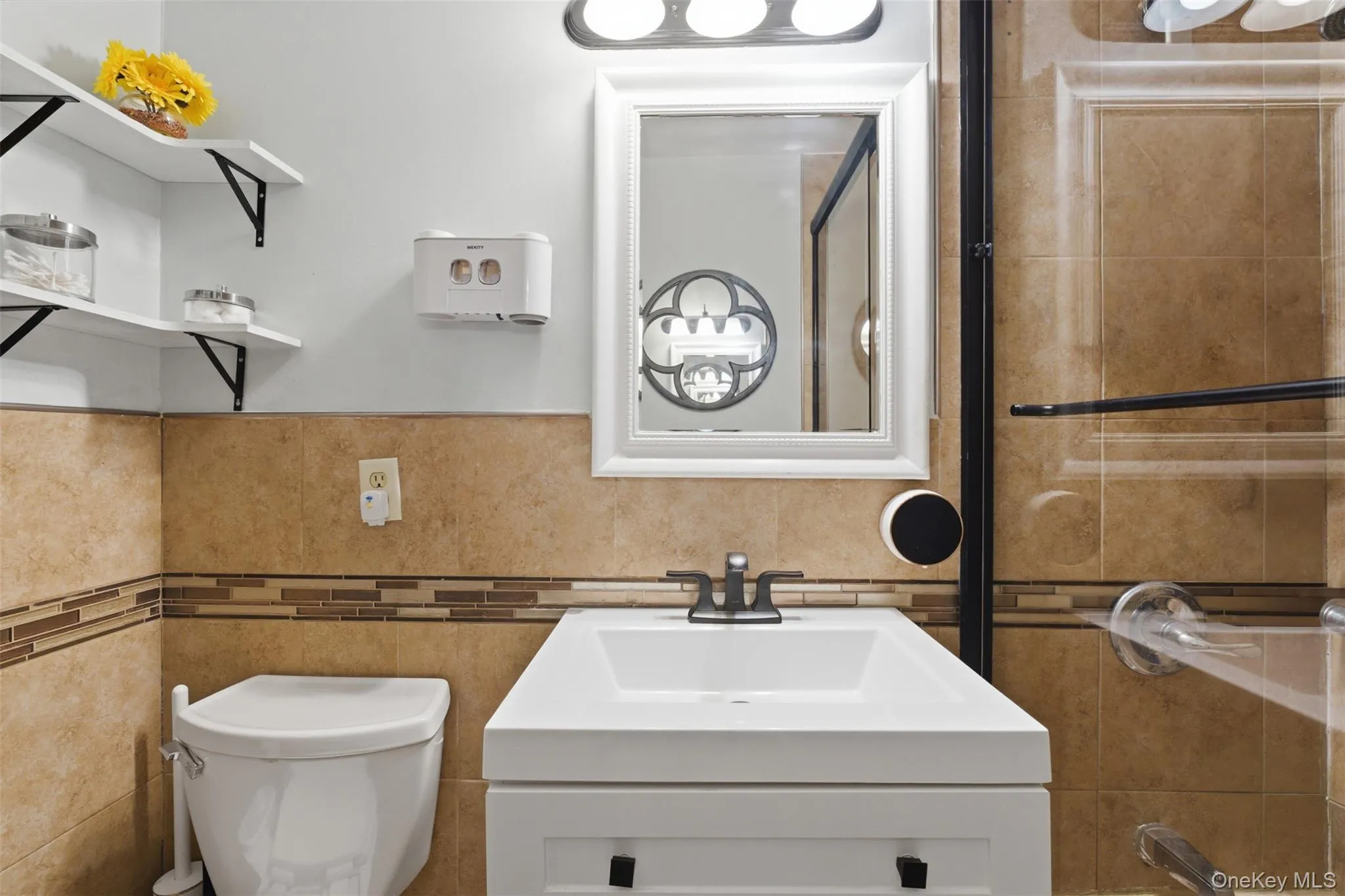 25 Trinity Place, New Rochelle, NY, 1 Bedroom Bedrooms, 3 Rooms Rooms,1 BathroomBathrooms,Residential,For Rent,Trinity Place,0,951650 25 Trinity Place, New Rochelle, NY, 1 Bedroom Bedrooms, 3 Rooms Rooms,1 BathroomBathrooms,Residential,For Rent,Trinity Place,0,951650