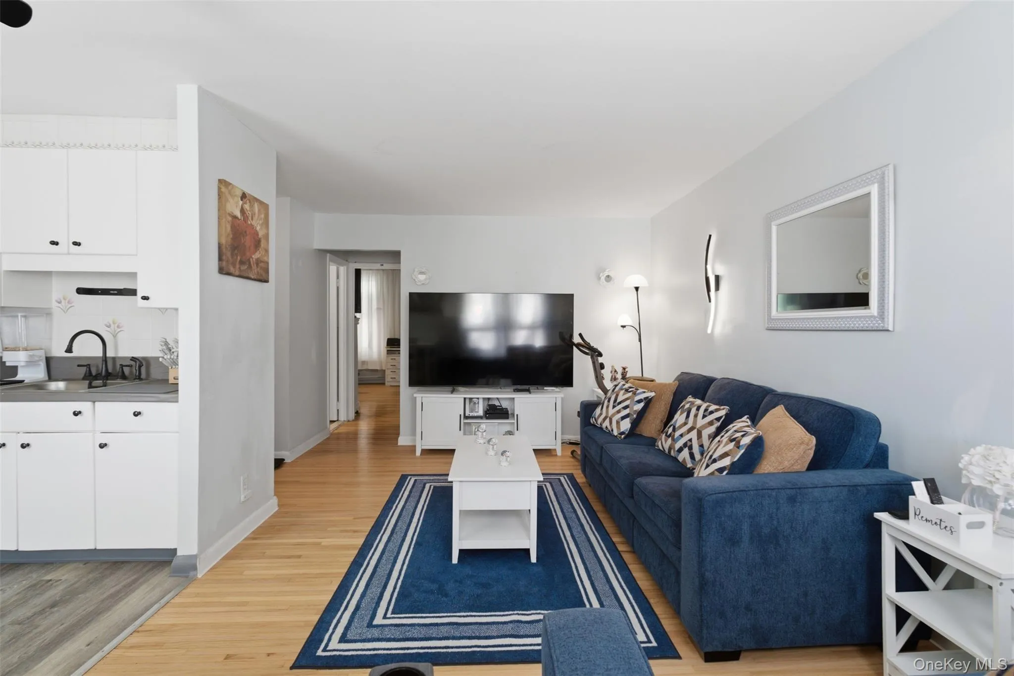 25 Trinity Place, New Rochelle, NY, 1 Bedroom Bedrooms, 3 Rooms Rooms,1 BathroomBathrooms,Residential,For Rent,Trinity Place,0,951650 25 Trinity Place, New Rochelle, NY, 1 Bedroom Bedrooms, 3 Rooms Rooms,1 BathroomBathrooms,Residential,For Rent,Trinity Place,0,951650