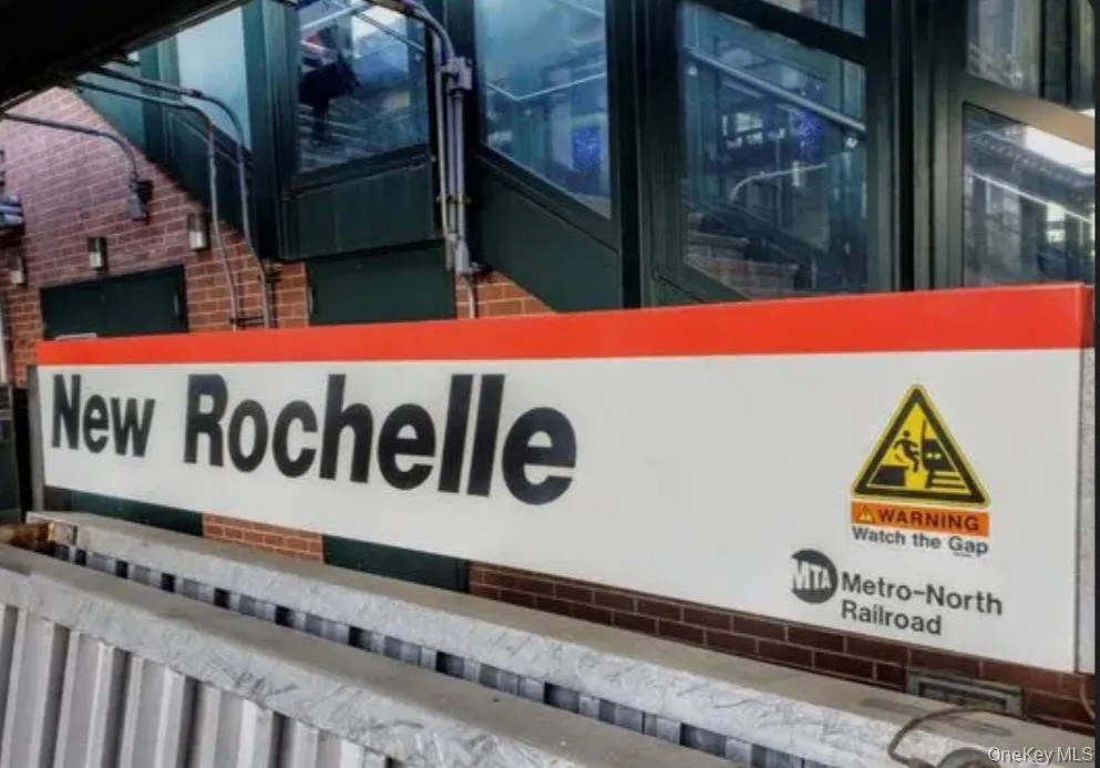 Close distance to New Rochelle train station- approximately a 30 minute ride to Grand Central Station. Close distance to New Rochelle train station- approximately a 30 minute ride to Grand Central Station.