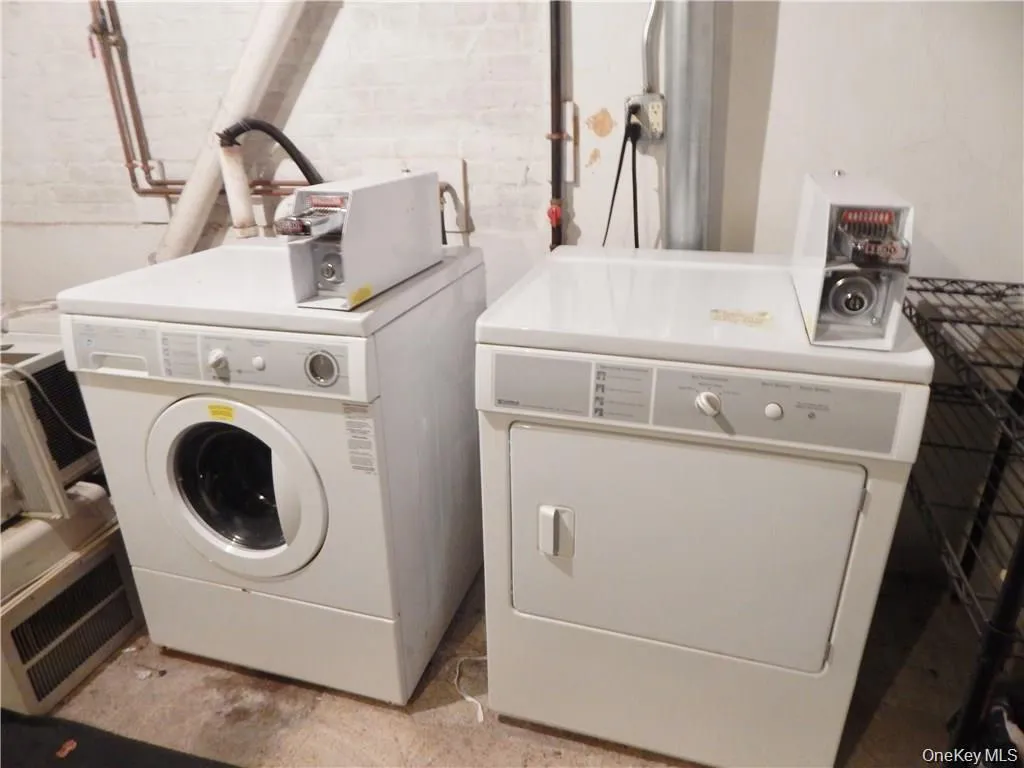 7 Broadway, Orangetown, NY, 2 Bedrooms Bedrooms, 5 Rooms Rooms,1 BathroomBathrooms,Residential Lease,Idx,Broadway,0,951664 7 Broadway, Orangetown, NY, 2 Bedrooms Bedrooms, 5 Rooms Rooms,1 BathroomBathrooms,Residential Lease,Idx,Broadway,0,951664