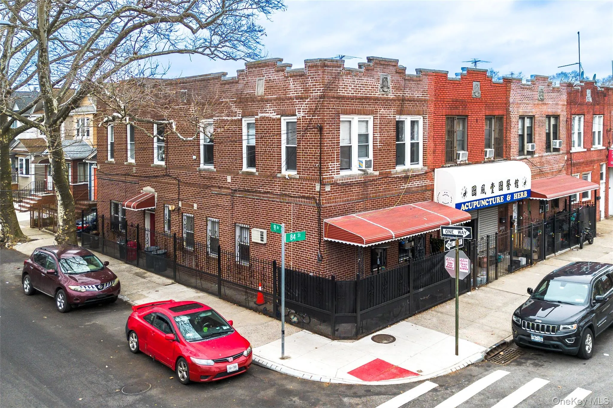 82-15 91 Avenue, New York, NY, 5 Bedrooms Bedrooms, 8 Rooms Rooms,4 BathroomsBathrooms,Residential,For Rent,91,0,951693 82-15 91 Avenue, New York, NY, 5 Bedrooms Bedrooms, 8 Rooms Rooms,4 BathroomsBathrooms,Residential,For Rent,91,0,951693
