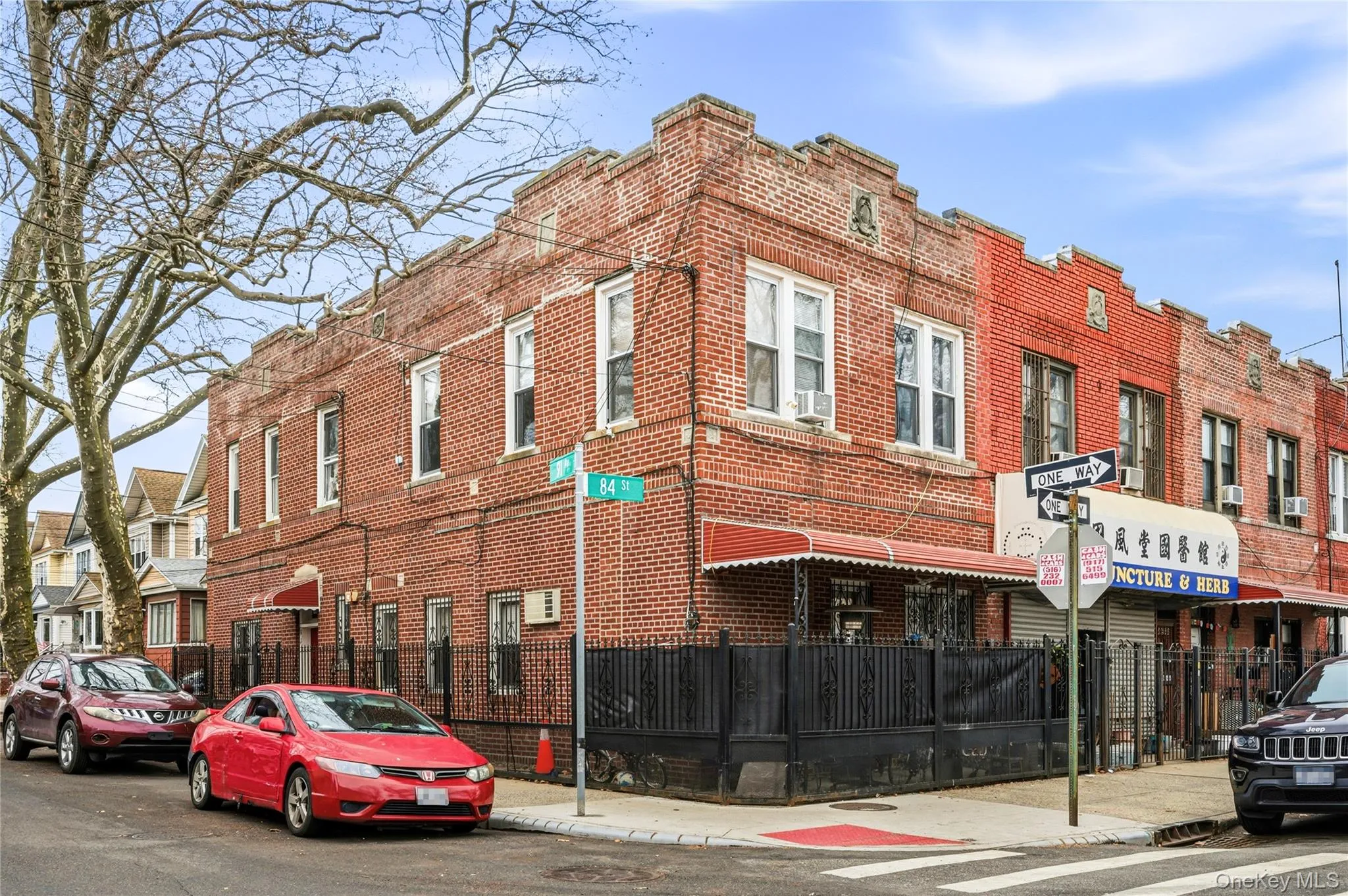 82-15 91 Avenue, New York, NY, 5 Bedrooms Bedrooms, 8 Rooms Rooms,4 BathroomsBathrooms,Residential,For Rent,91,0,951693 82-15 91 Avenue, New York, NY, 5 Bedrooms Bedrooms, 8 Rooms Rooms,4 BathroomsBathrooms,Residential,For Rent,91,0,951693
