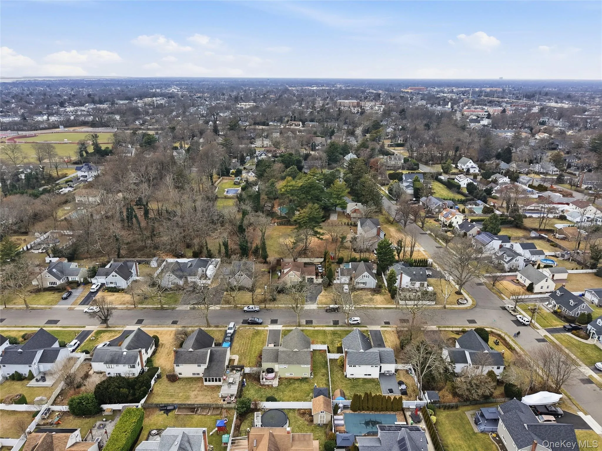 18 Gaylore Drive, Babylon, NY, 3 Bedrooms Bedrooms, 8 Rooms Rooms,2 BathroomsBathrooms,Residential,For Rent,Gaylore,0,951782 18 Gaylore Drive, Babylon, NY, 3 Bedrooms Bedrooms, 8 Rooms Rooms,2 BathroomsBathrooms,Residential,For Rent,Gaylore,0,951782