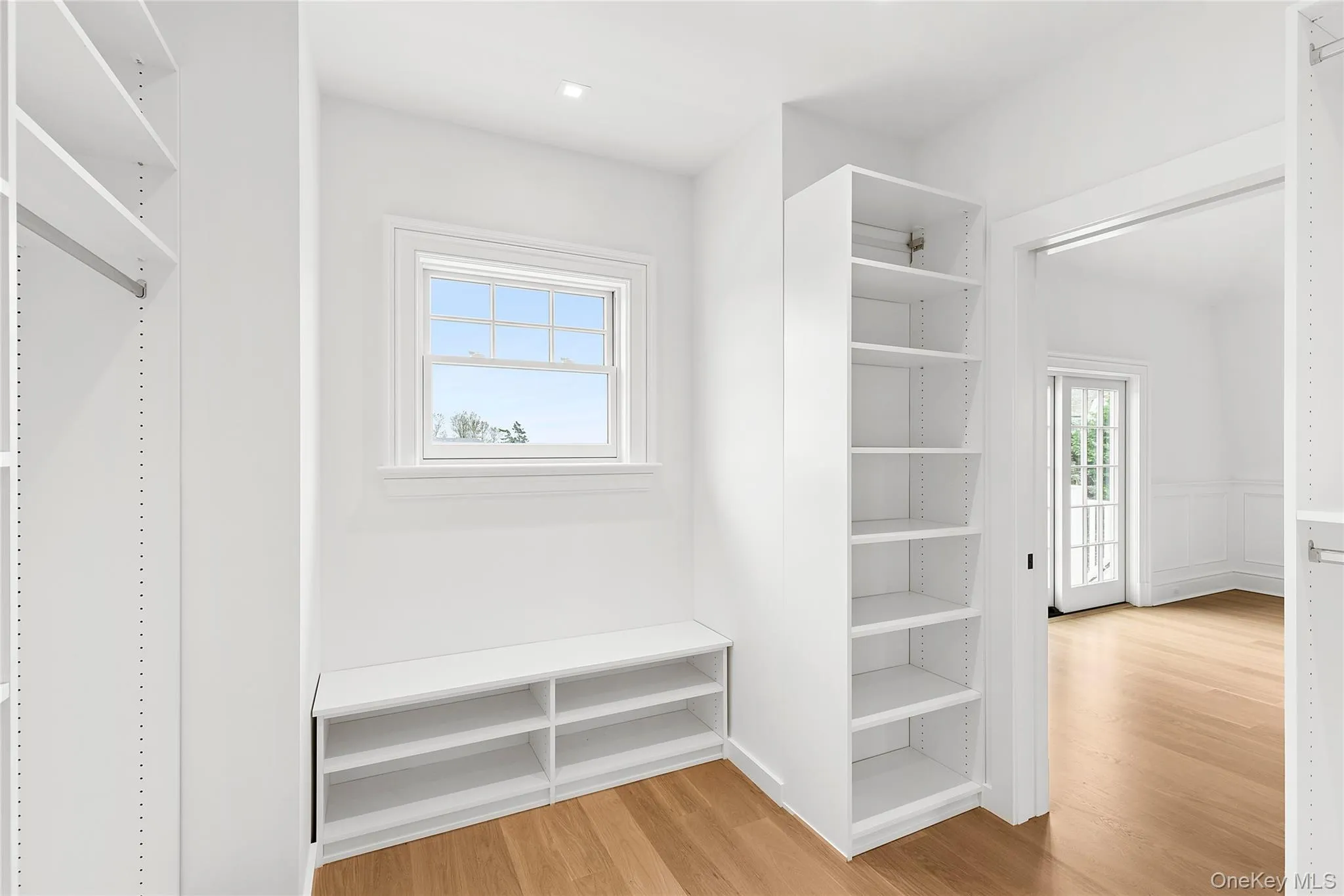 44 Club Lane, Southampton, NY, 5 Bedrooms Bedrooms, 10 Rooms Rooms,5 BathroomsBathrooms,Residential,For Rent,Club,0,951785 44 Club Lane, Southampton, NY, 5 Bedrooms Bedrooms, 10 Rooms Rooms,5 BathroomsBathrooms,Residential,For Rent,Club,0,951785