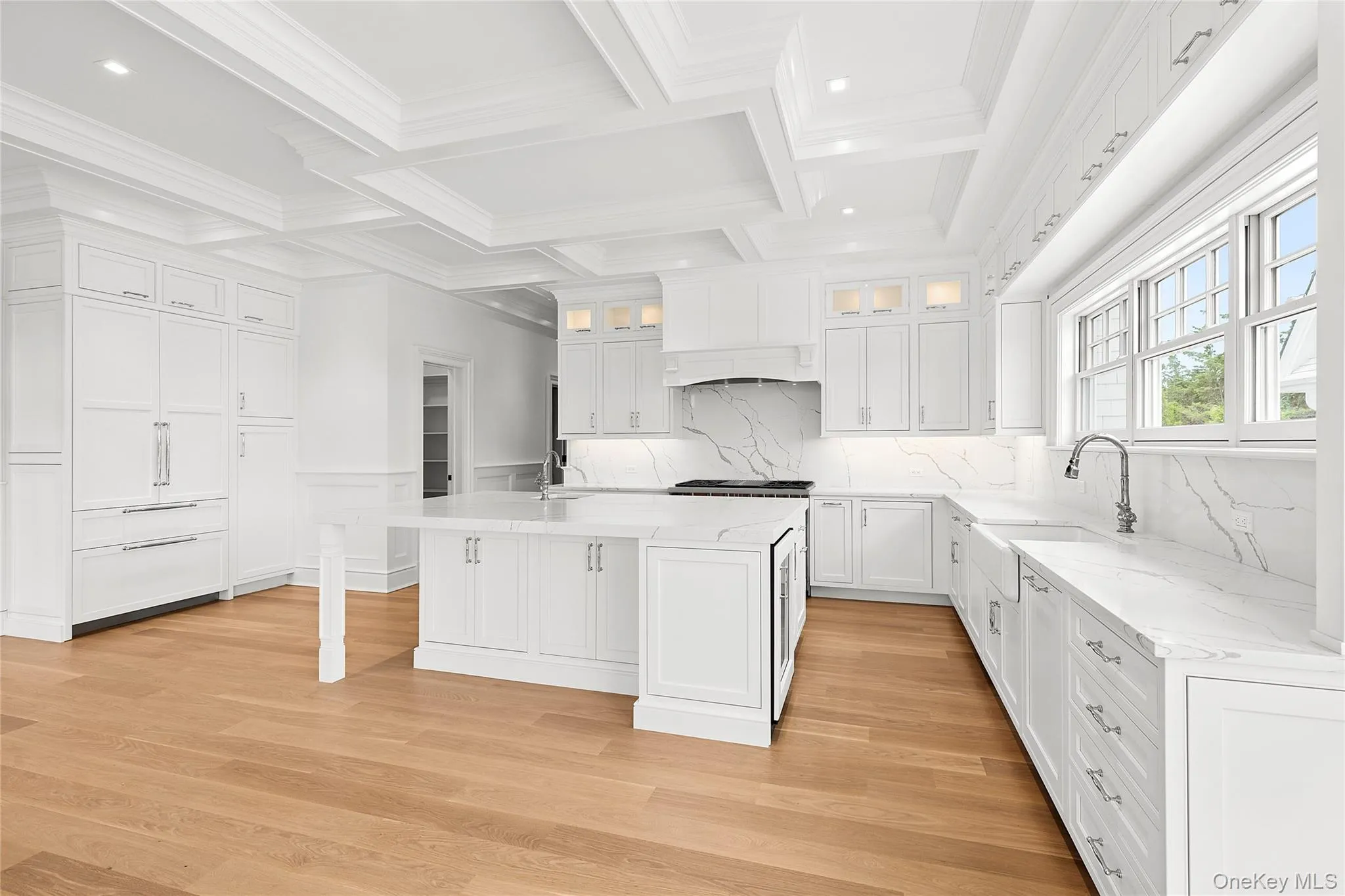44 Club Lane, Southampton, NY, 5 Bedrooms Bedrooms, 10 Rooms Rooms,5 BathroomsBathrooms,Residential,For Rent,Club,0,951785 44 Club Lane, Southampton, NY, 5 Bedrooms Bedrooms, 10 Rooms Rooms,5 BathroomsBathrooms,Residential,For Rent,Club,0,951785