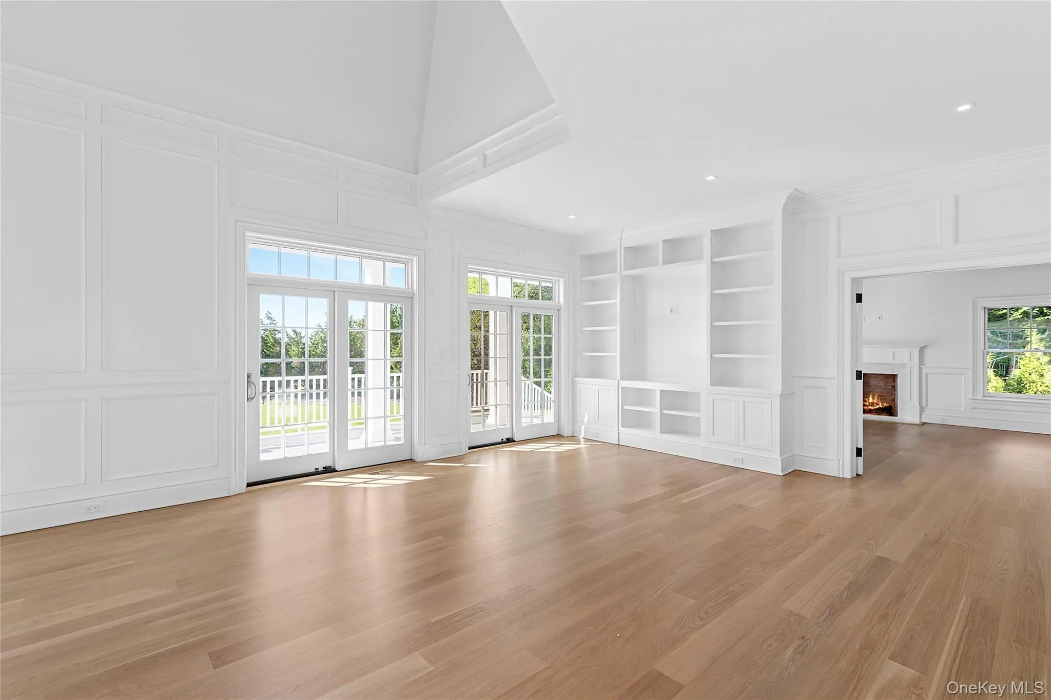 44 Club Lane, Southampton, NY, 5 Bedrooms Bedrooms, 10 Rooms Rooms,5 BathroomsBathrooms,Residential,For Rent,Club,0,951785 44 Club Lane, Southampton, NY, 5 Bedrooms Bedrooms, 10 Rooms Rooms,5 BathroomsBathrooms,Residential,For Rent,Club,0,951785