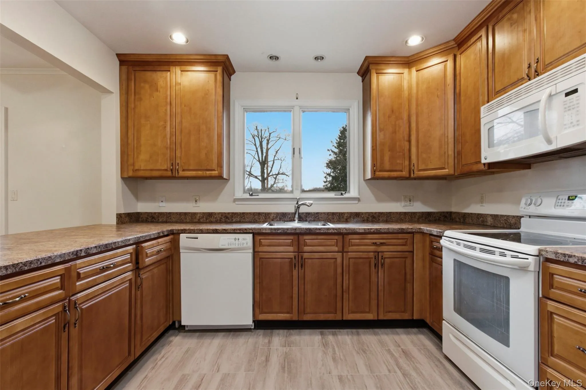 1751 Route 6, Carmel, NY, 3 Bedrooms Bedrooms, 6 Rooms Rooms,1 BathroomBathrooms,Residential Lease,For Rent,Route 6,0,951812 1751 Route 6, Carmel, NY, 3 Bedrooms Bedrooms, 6 Rooms Rooms,1 BathroomBathrooms,Residential Lease,For Rent,Route 6,0,951812