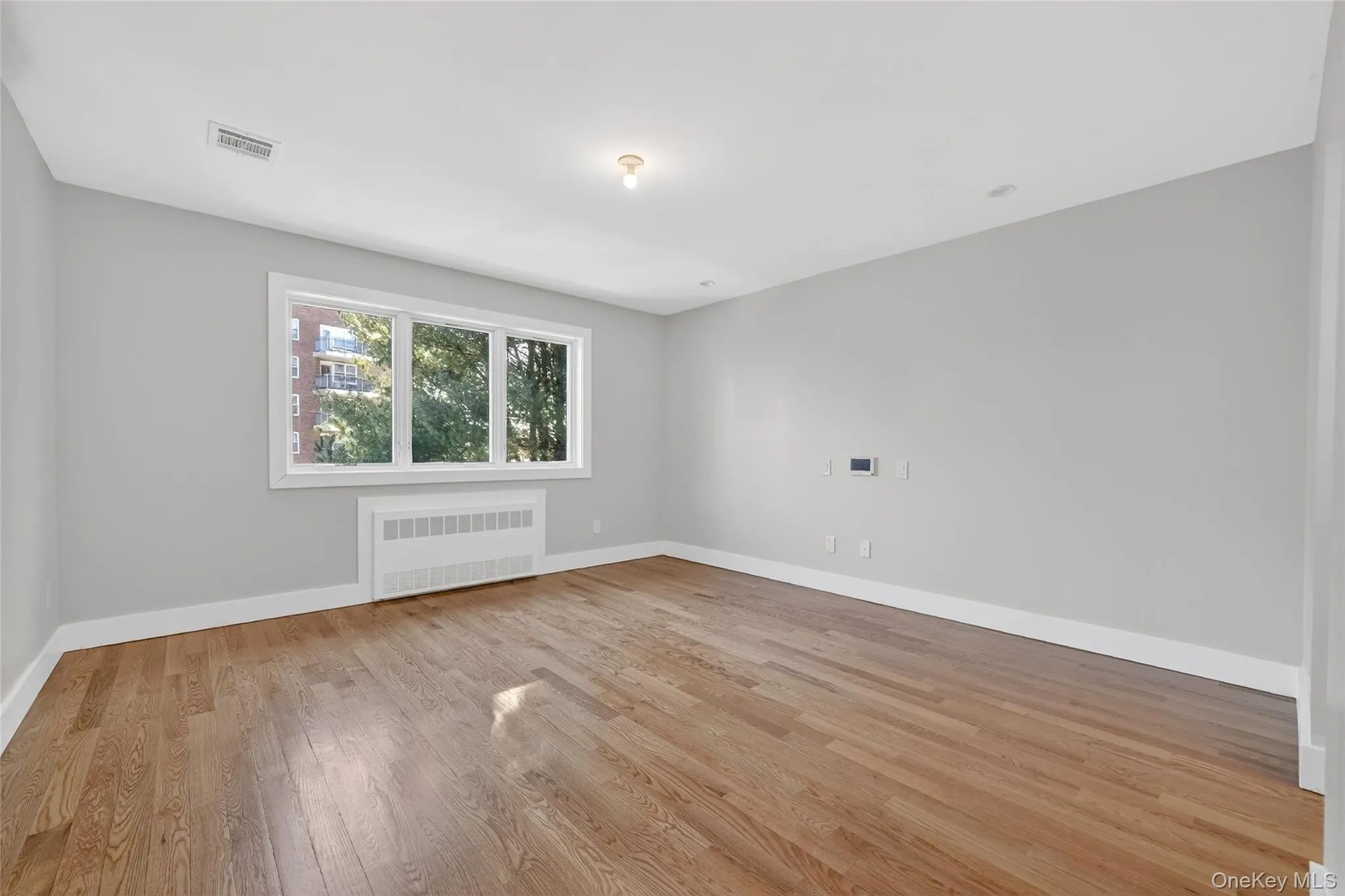35 Cole Avenue, Ramapo, NY, 7 Bedrooms Bedrooms, 13 Rooms Rooms,4 BathroomsBathrooms,Residential Sale,For Rent,Cole,0,951821 35 Cole Avenue, Ramapo, NY, 7 Bedrooms Bedrooms, 13 Rooms Rooms,4 BathroomsBathrooms,Residential Sale,For Rent,Cole,0,951821