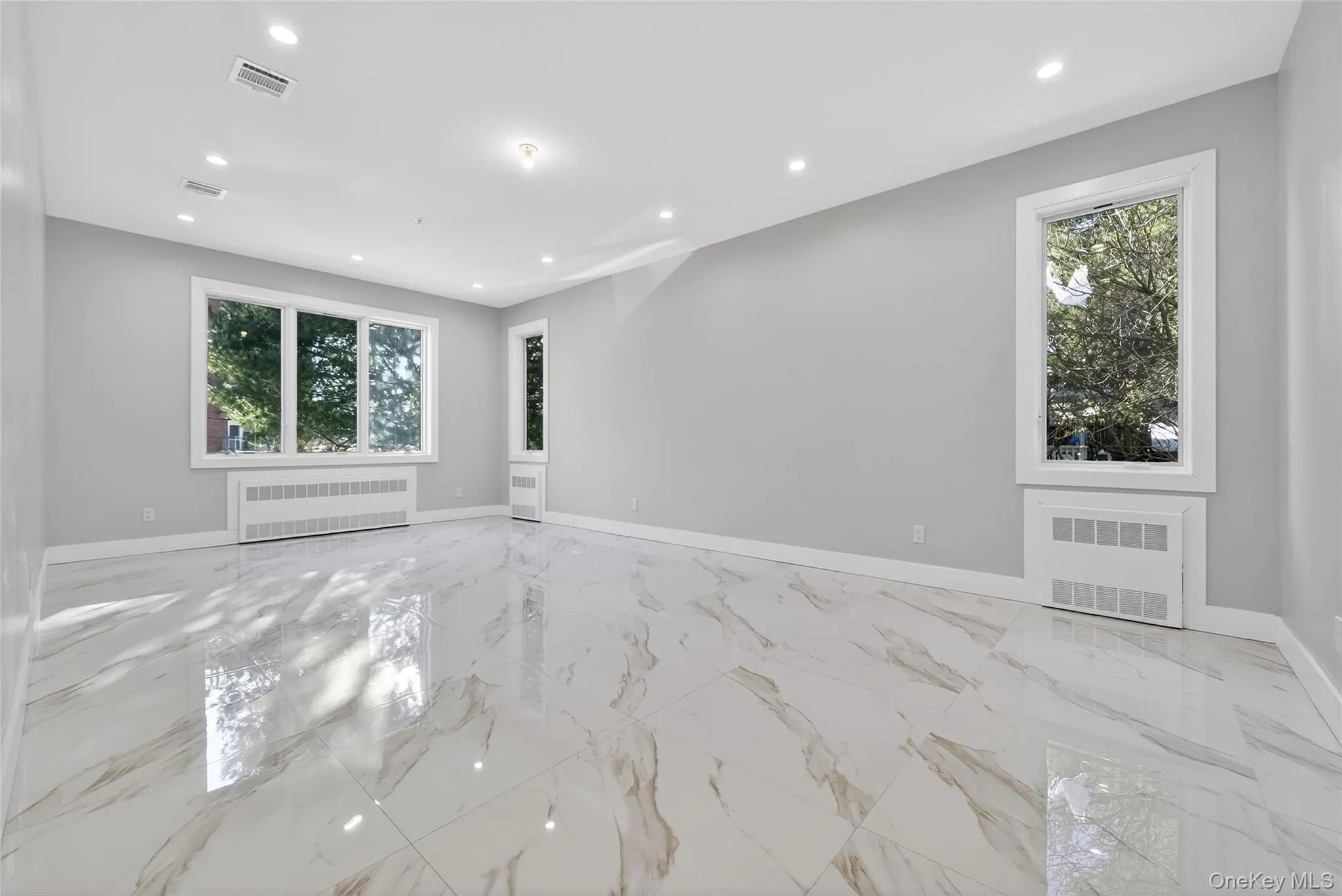35 Cole Avenue, Ramapo, NY, 7 Bedrooms Bedrooms, 13 Rooms Rooms,4 BathroomsBathrooms,Residential Sale,For Rent,Cole,0,951821 35 Cole Avenue, Ramapo, NY, 7 Bedrooms Bedrooms, 13 Rooms Rooms,4 BathroomsBathrooms,Residential Sale,For Rent,Cole,0,951821