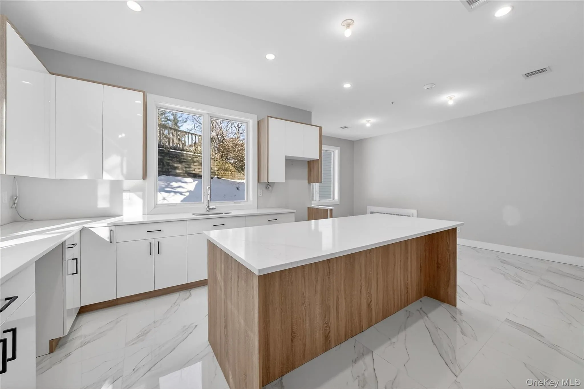 35 Cole Avenue, Ramapo, NY, 7 Bedrooms Bedrooms, 13 Rooms Rooms,4 BathroomsBathrooms,Residential Sale,For Rent,Cole,0,951821 35 Cole Avenue, Ramapo, NY, 7 Bedrooms Bedrooms, 13 Rooms Rooms,4 BathroomsBathrooms,Residential Sale,For Rent,Cole,0,951821