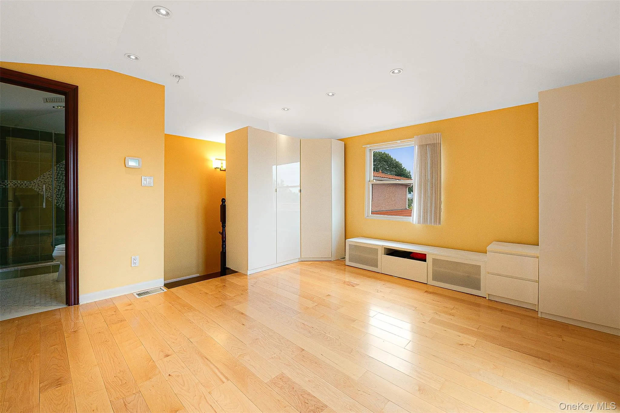 58-10 83rd Place, New York, NY, 5 Bedrooms Bedrooms, 12 Rooms Rooms,4 BathroomsBathrooms,Residential,For Rent,83rd,0,951848 58-10 83rd Place, New York, NY, 5 Bedrooms Bedrooms, 12 Rooms Rooms,4 BathroomsBathrooms,Residential,For Rent,83rd,0,951848
