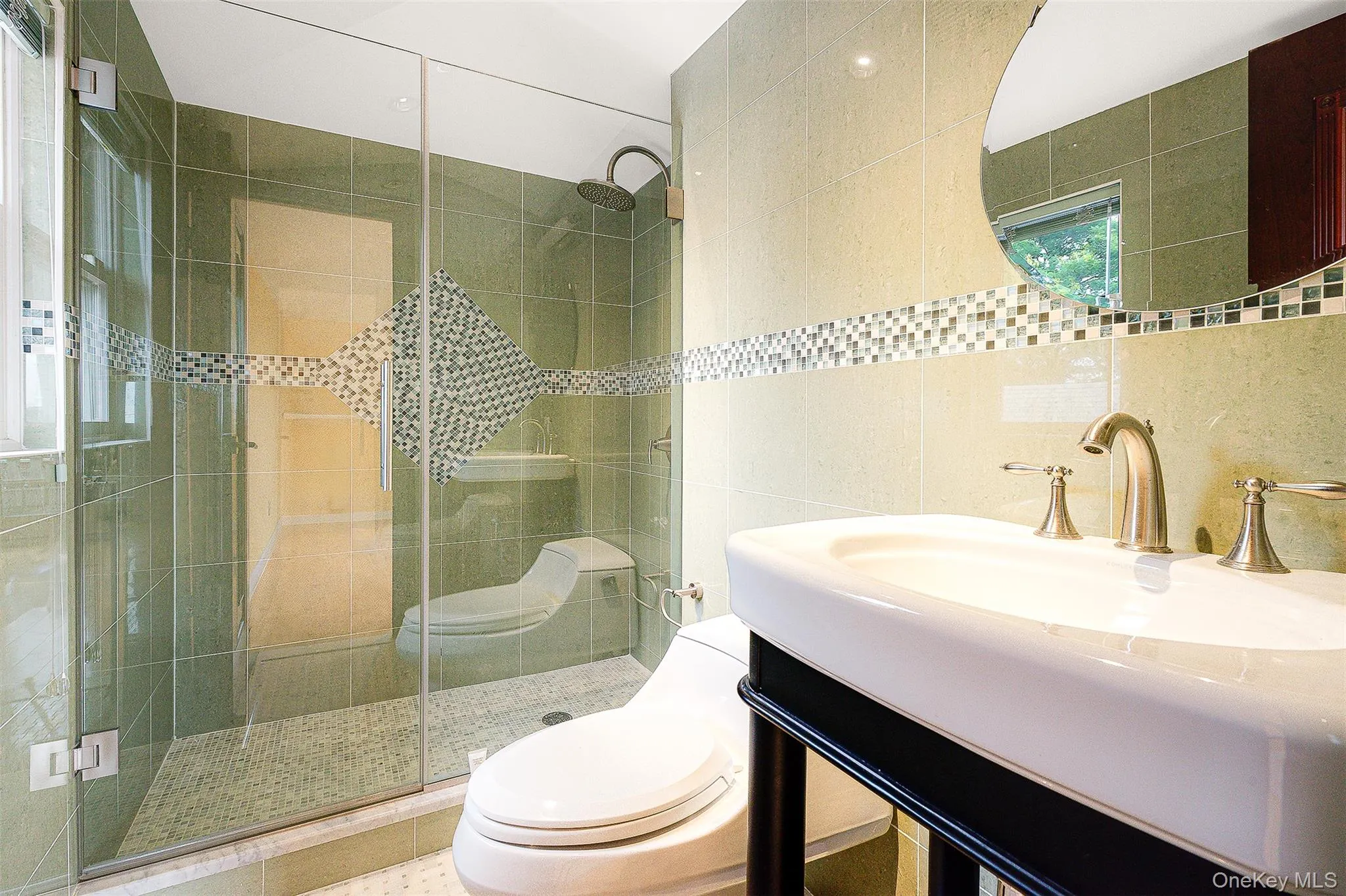 58-10 83rd Place, New York, NY, 5 Bedrooms Bedrooms, 12 Rooms Rooms,4 BathroomsBathrooms,Residential,For Rent,83rd,0,951848 58-10 83rd Place, New York, NY, 5 Bedrooms Bedrooms, 12 Rooms Rooms,4 BathroomsBathrooms,Residential,For Rent,83rd,0,951848