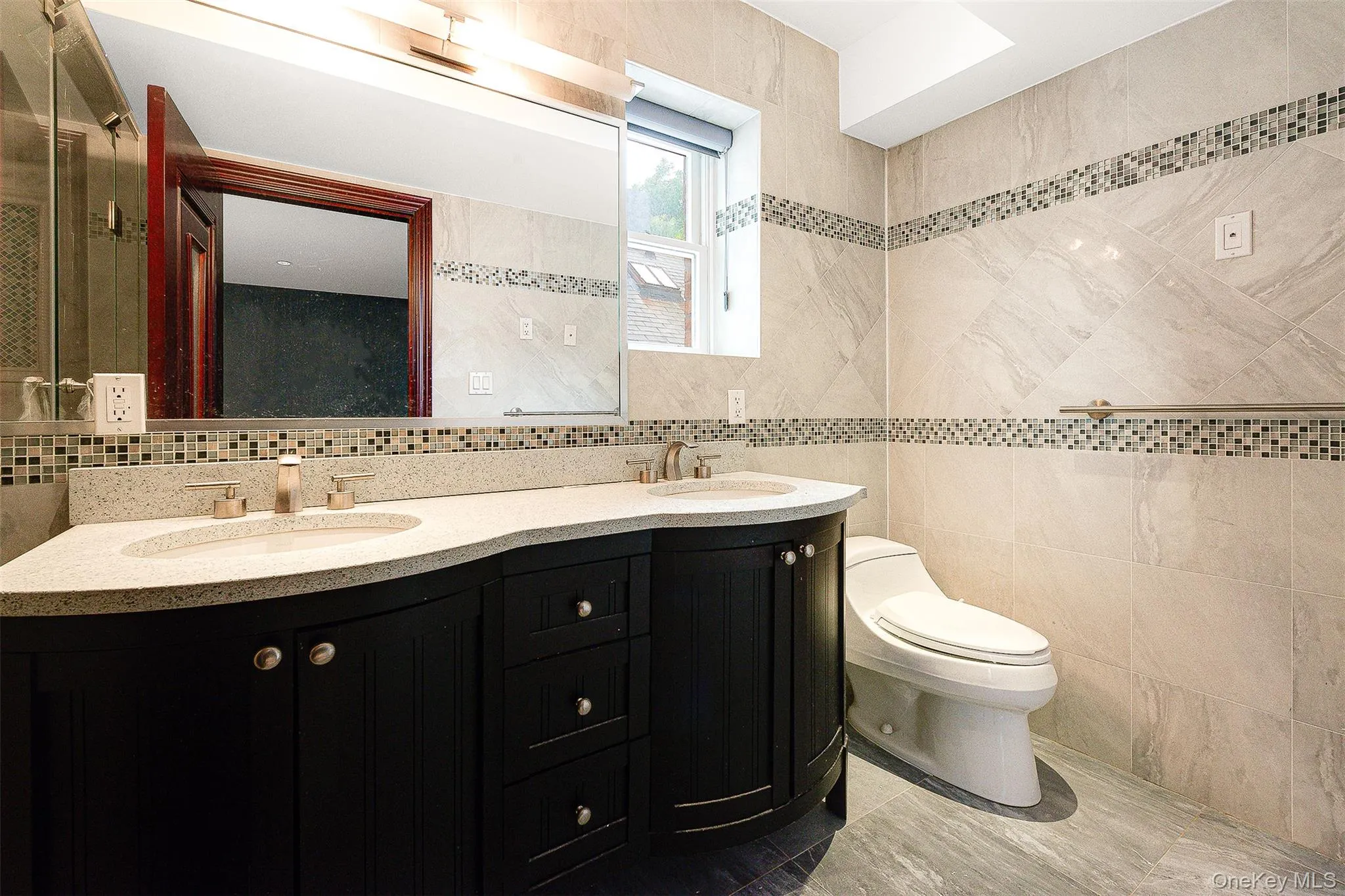 58-10 83rd Place, New York, NY, 5 Bedrooms Bedrooms, 12 Rooms Rooms,4 BathroomsBathrooms,Residential,For Rent,83rd,0,951848 58-10 83rd Place, New York, NY, 5 Bedrooms Bedrooms, 12 Rooms Rooms,4 BathroomsBathrooms,Residential,For Rent,83rd,0,951848