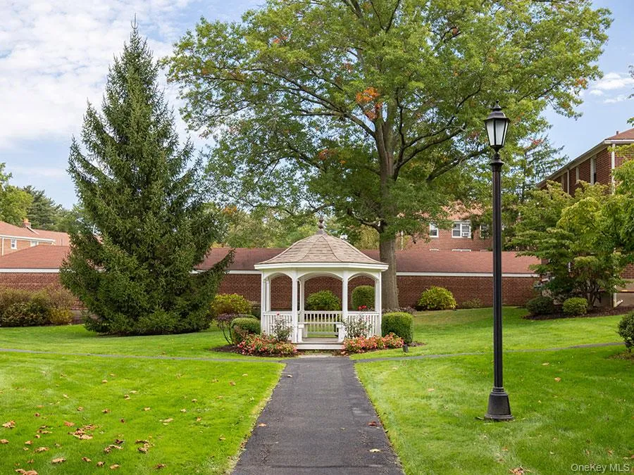 15 Bryant Crescent, White Plains, NY, 1 Bedroom Bedrooms, 4 Rooms Rooms,1 BathroomBathrooms,Residential Sale,For Rent,Bryant,0,951855 15 Bryant Crescent, White Plains, NY, 1 Bedroom Bedrooms, 4 Rooms Rooms,1 BathroomBathrooms,Residential Sale,For Rent,Bryant,0,951855