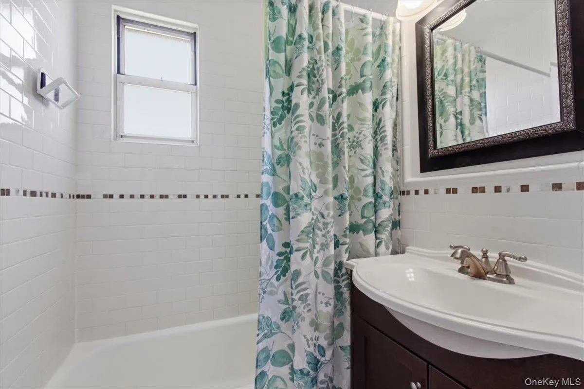 15 Bryant Crescent, White Plains, NY, 1 Bedroom Bedrooms, 4 Rooms Rooms,1 BathroomBathrooms,Residential Sale,For Rent,Bryant,0,951855 15 Bryant Crescent, White Plains, NY, 1 Bedroom Bedrooms, 4 Rooms Rooms,1 BathroomBathrooms,Residential Sale,For Rent,Bryant,0,951855
