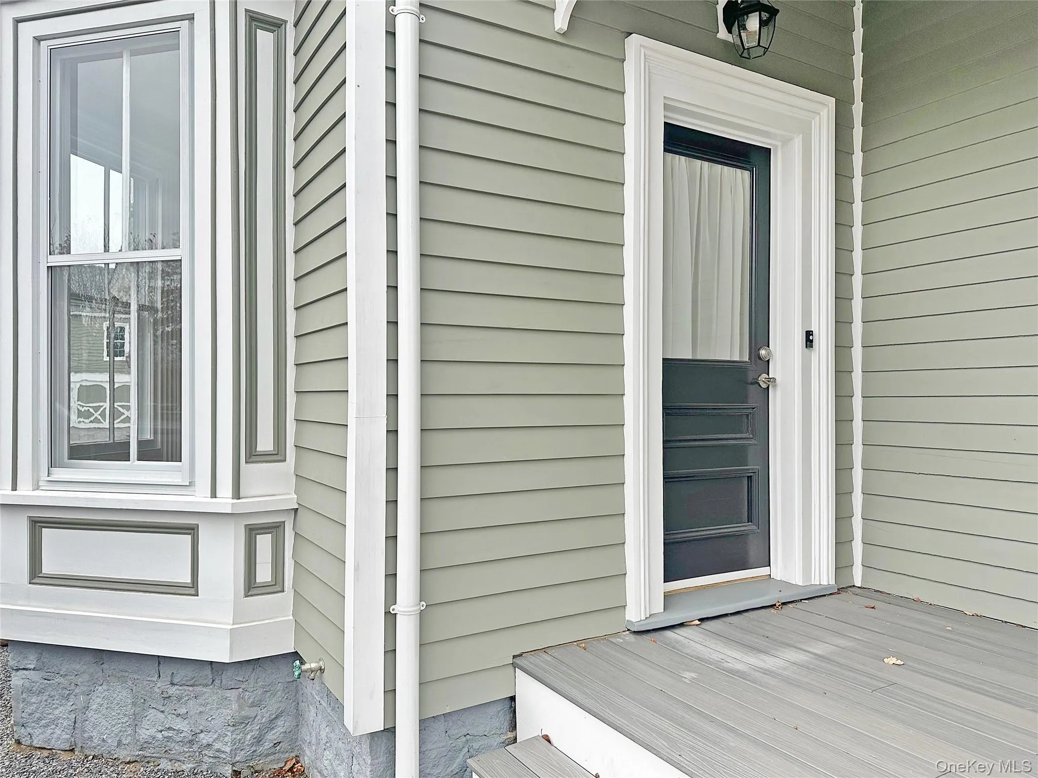 Front Entrance Front Entrance