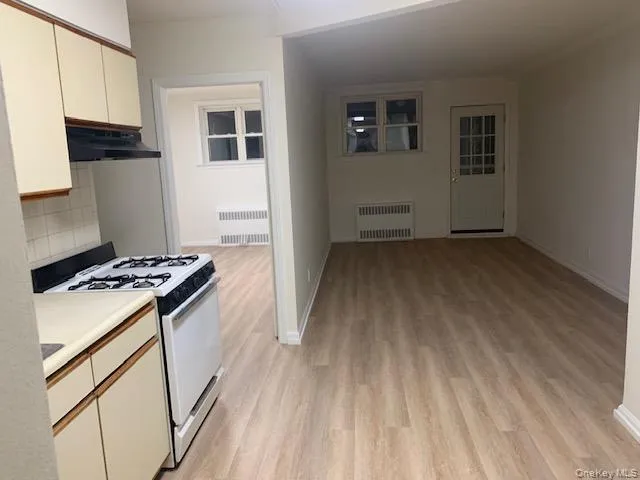 5711 Lawrence Street, New York, NY, 1 Bedroom Bedrooms, 4 Rooms Rooms,1 BathroomBathrooms,Residential Lease,Idx,Lawrence,0,951877 5711 Lawrence Street, New York, NY, 1 Bedroom Bedrooms, 4 Rooms Rooms,1 BathroomBathrooms,Residential Lease,Idx,Lawrence,0,951877