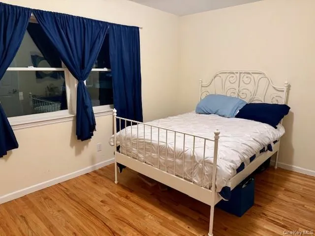 120 6th Road, New York, NY, 2 Bedrooms Bedrooms, 4 Rooms Rooms,1 BathroomBathrooms,Residential,For Rent,6th,0,951881 120 6th Road, New York, NY, 2 Bedrooms Bedrooms, 4 Rooms Rooms,1 BathroomBathrooms,Residential,For Rent,6th,0,951881
