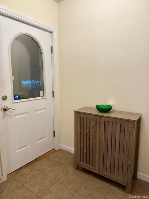 120 6th Road, New York, NY, 2 Bedrooms Bedrooms, 4 Rooms Rooms,1 BathroomBathrooms,Residential,For Rent,6th,0,951881 120 6th Road, New York, NY, 2 Bedrooms Bedrooms, 4 Rooms Rooms,1 BathroomBathrooms,Residential,For Rent,6th,0,951881