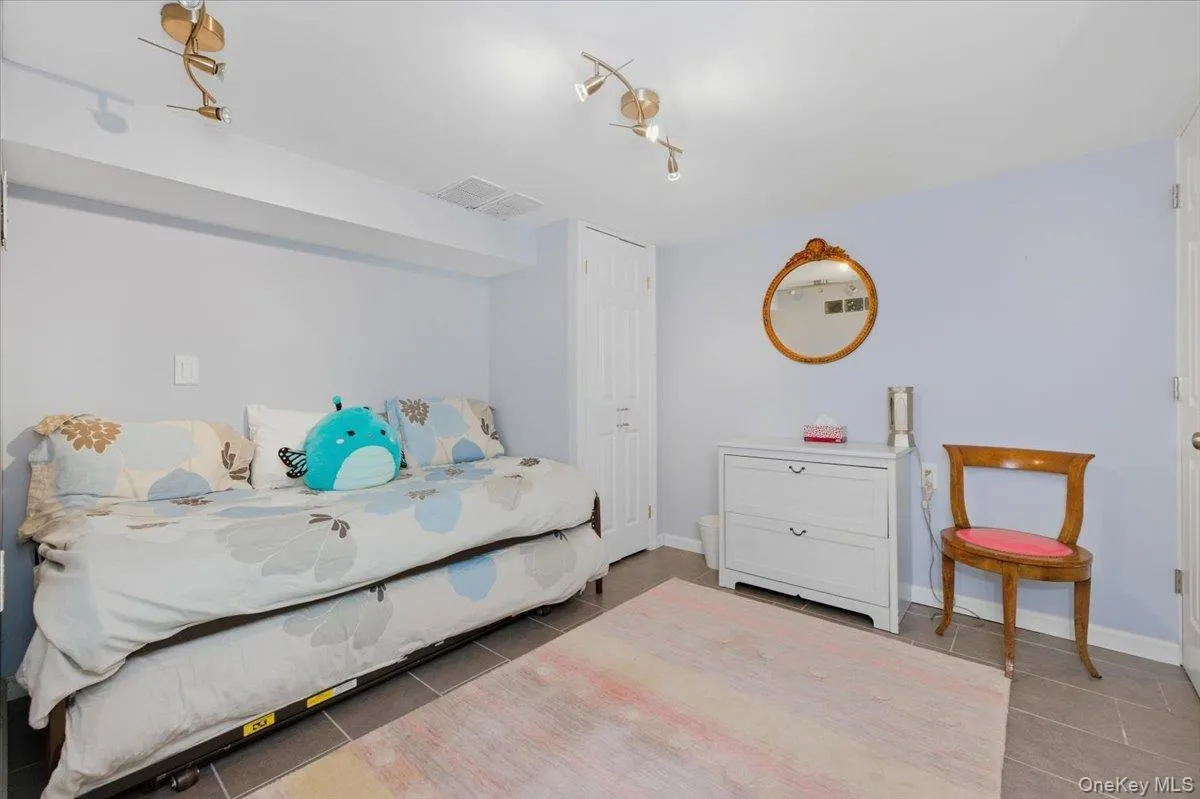 1495 bay Boulevard, Hempstead, NY, 6 Bedrooms Bedrooms, 12 Rooms Rooms,4 BathroomsBathrooms,Residential Lease,Idx,bay,0,951890 1495 bay Boulevard, Hempstead, NY, 6 Bedrooms Bedrooms, 12 Rooms Rooms,4 BathroomsBathrooms,Residential Lease,Idx,bay,0,951890