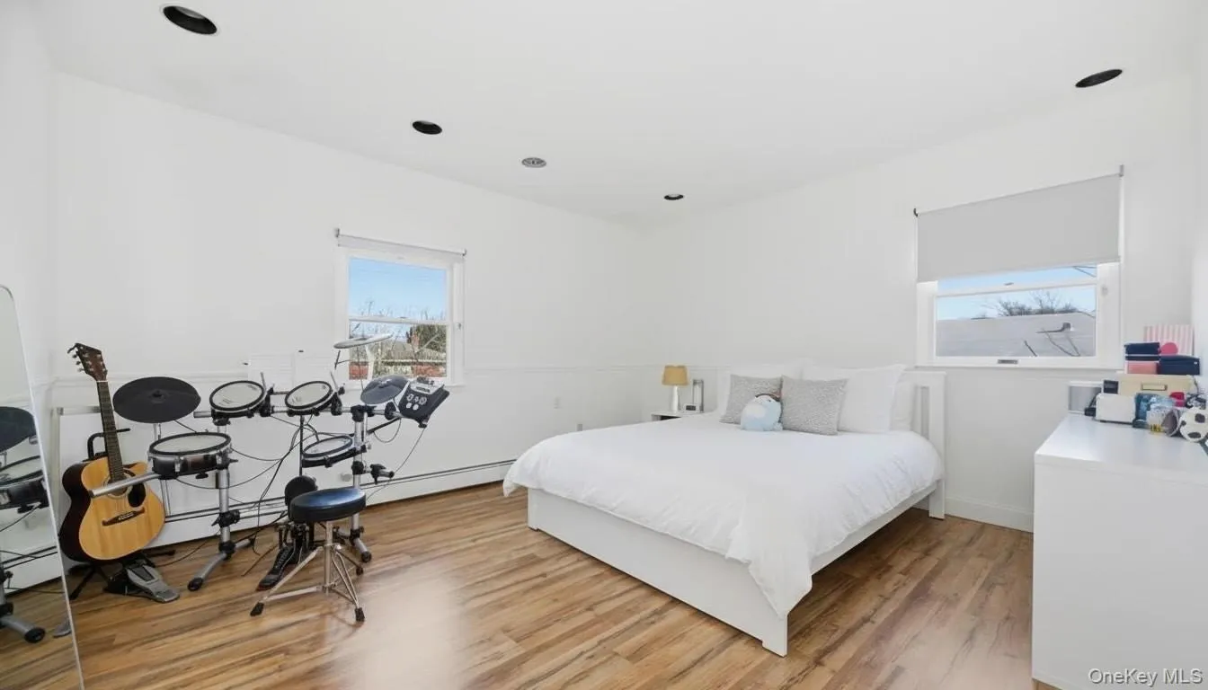 1495 bay Boulevard, Hempstead, NY, 6 Bedrooms Bedrooms, 12 Rooms Rooms,4 BathroomsBathrooms,Residential Lease,Idx,bay,0,951890 1495 bay Boulevard, Hempstead, NY, 6 Bedrooms Bedrooms, 12 Rooms Rooms,4 BathroomsBathrooms,Residential Lease,Idx,bay,0,951890