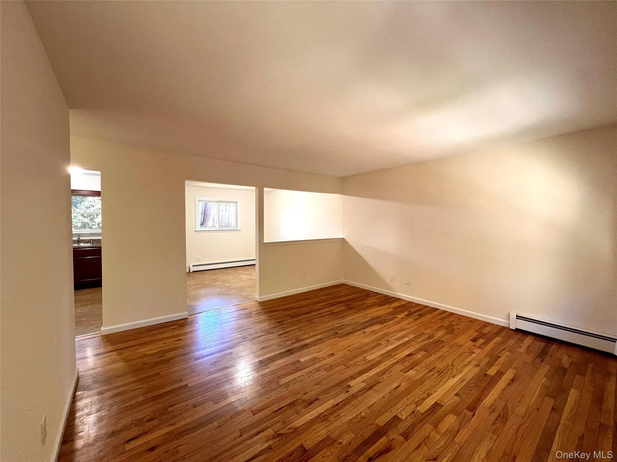 20-22 Williams Street, Huntington, NY, 3 Bedrooms Bedrooms, 5 Rooms Rooms,1 BathroomBathrooms,Residential Lease,For Rent,Williams,0,951912 20-22 Williams Street, Huntington, NY, 3 Bedrooms Bedrooms, 5 Rooms Rooms,1 BathroomBathrooms,Residential Lease,For Rent,Williams,0,951912