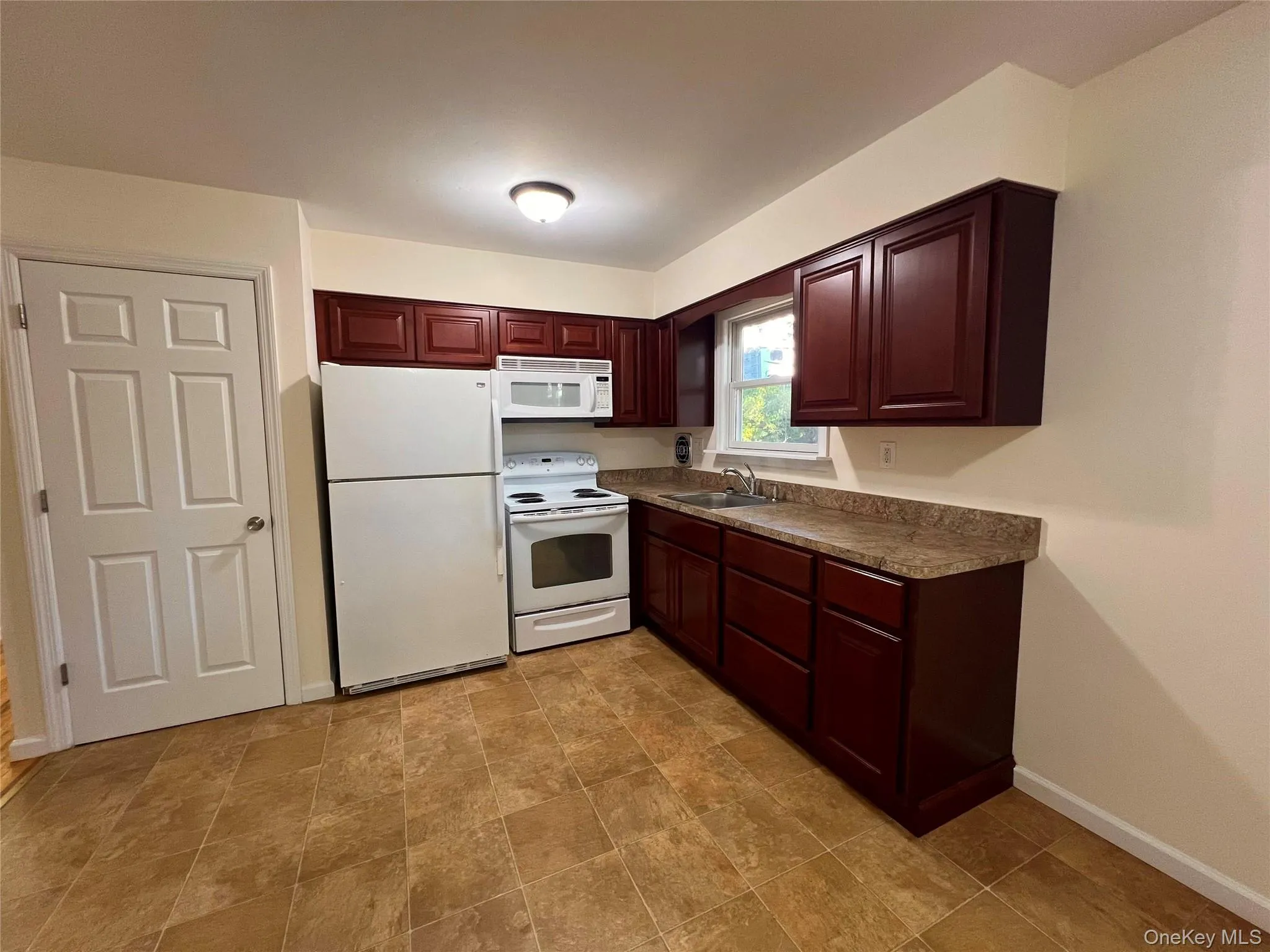 20-22 Williams Street, Huntington, NY, 3 Bedrooms Bedrooms, 5 Rooms Rooms,1 BathroomBathrooms,Residential Lease,For Rent,Williams,0,951912 20-22 Williams Street, Huntington, NY, 3 Bedrooms Bedrooms, 5 Rooms Rooms,1 BathroomBathrooms,Residential Lease,For Rent,Williams,0,951912