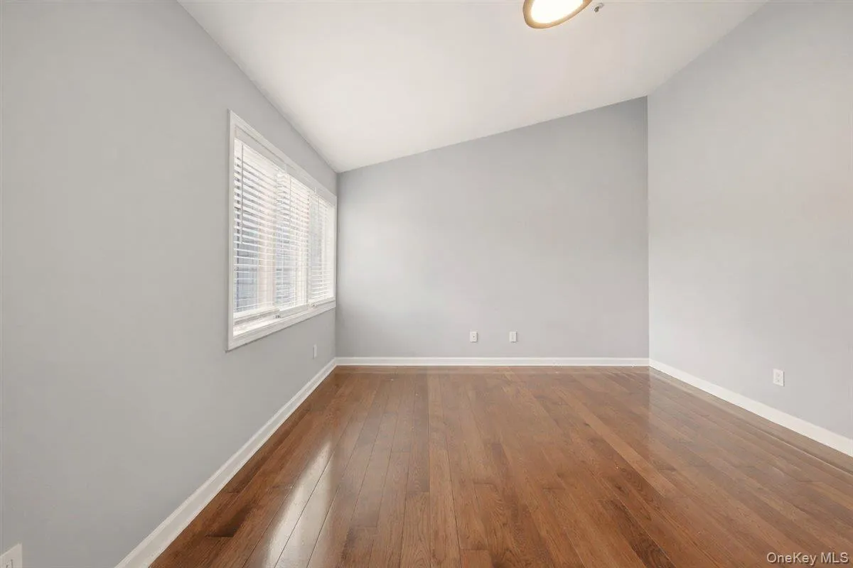 42 Clarewood Drive, Greenburgh, NY, 3 Bedrooms Bedrooms, 7 Rooms Rooms,3 BathroomsBathrooms,Residential Lease,For Rent,Clarewood,0,951929 42 Clarewood Drive, Greenburgh, NY, 3 Bedrooms Bedrooms, 7 Rooms Rooms,3 BathroomsBathrooms,Residential Lease,For Rent,Clarewood,0,951929