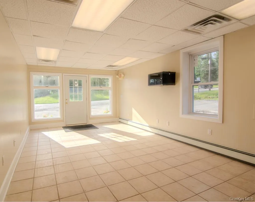 188 Lake Street, Liberty, NY, ,Commercial Lease,For Rent,Lake,0,951939 188 Lake Street, Liberty, NY, ,Commercial Lease,For Rent,Lake,0,951939