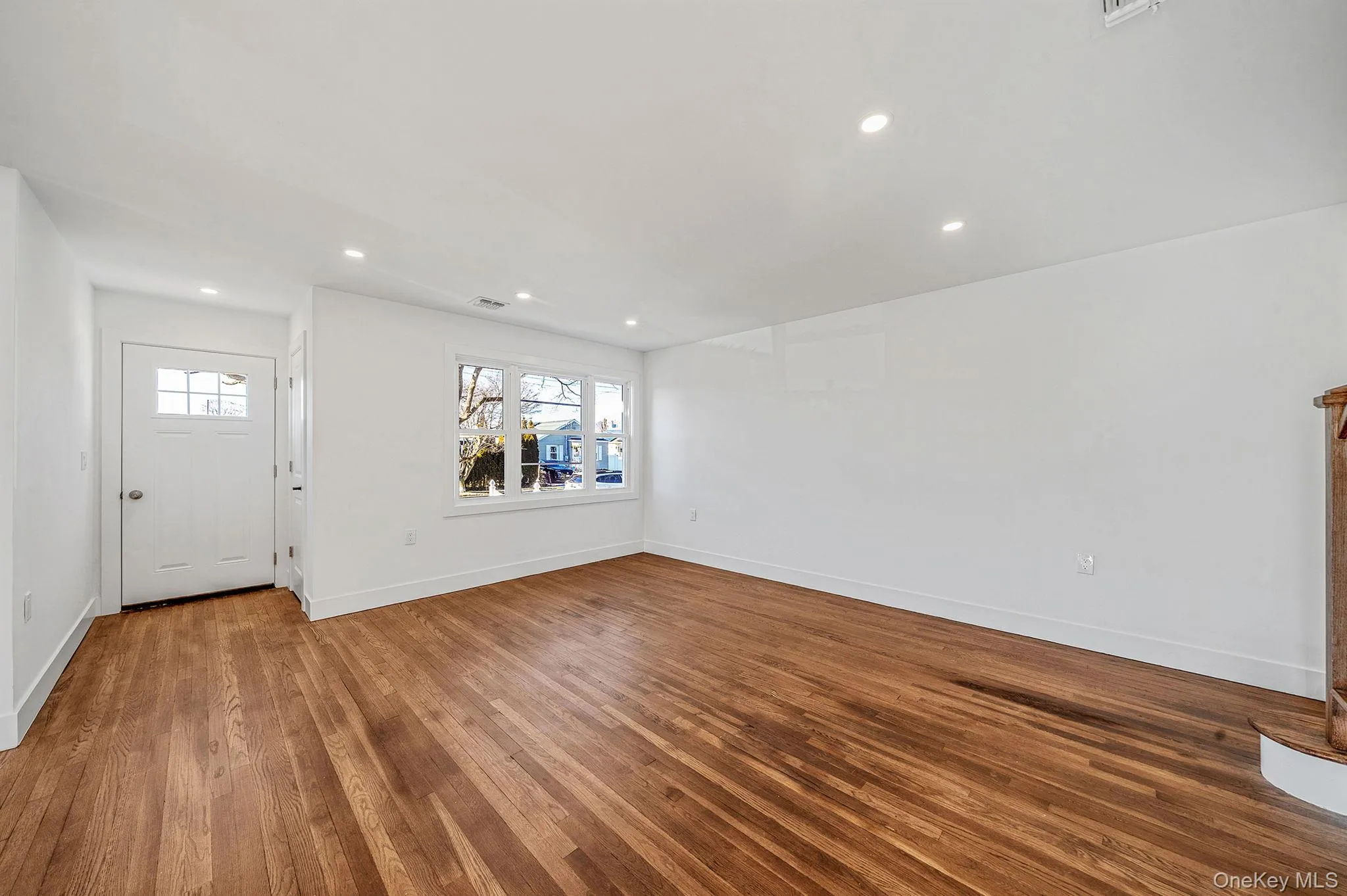 8 Rockaway Avenue, North Hempstead, NY, 4 Bedrooms Bedrooms, 9 Rooms Rooms,2 BathroomsBathrooms,Residential,For Rent,Rockaway,0,KEY951941 8 Rockaway Avenue, North Hempstead, NY, 4 Bedrooms Bedrooms, 9 Rooms Rooms,2 BathroomsBathrooms,Residential,For Rent,Rockaway,0,KEY951941
