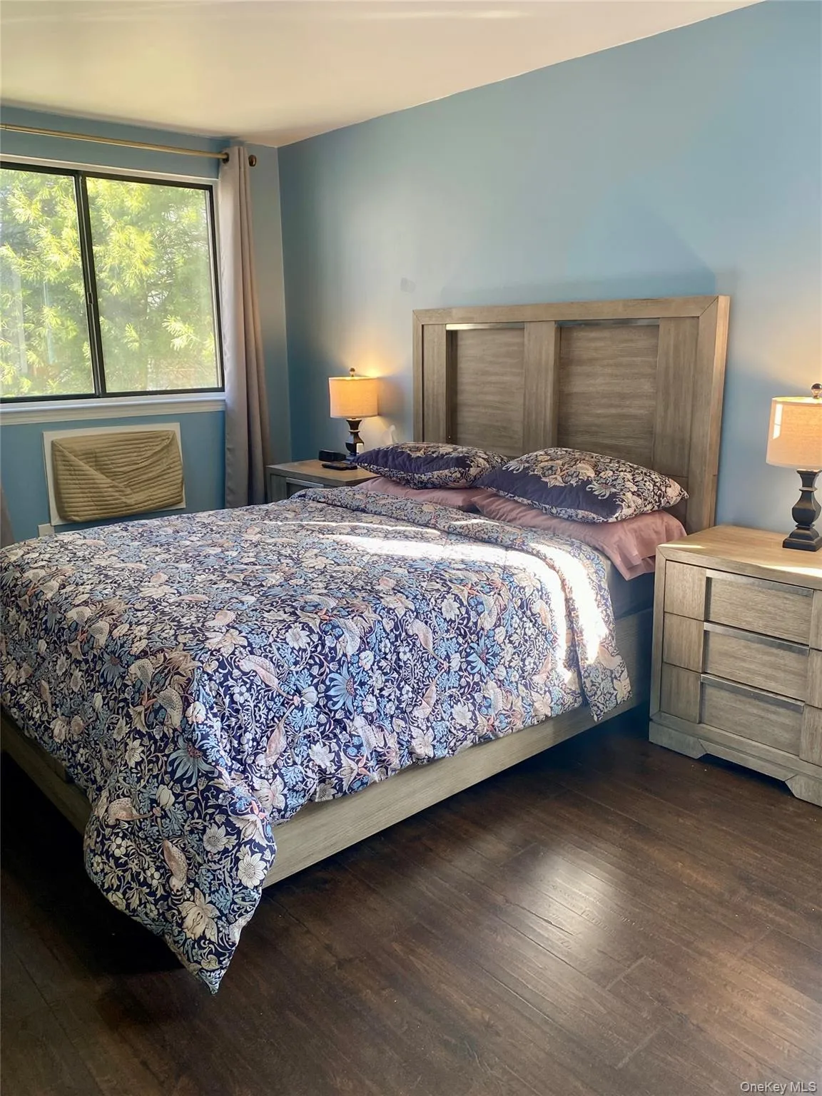 The Primary bedroom with plenty of closet space The Primary bedroom with plenty of closet space