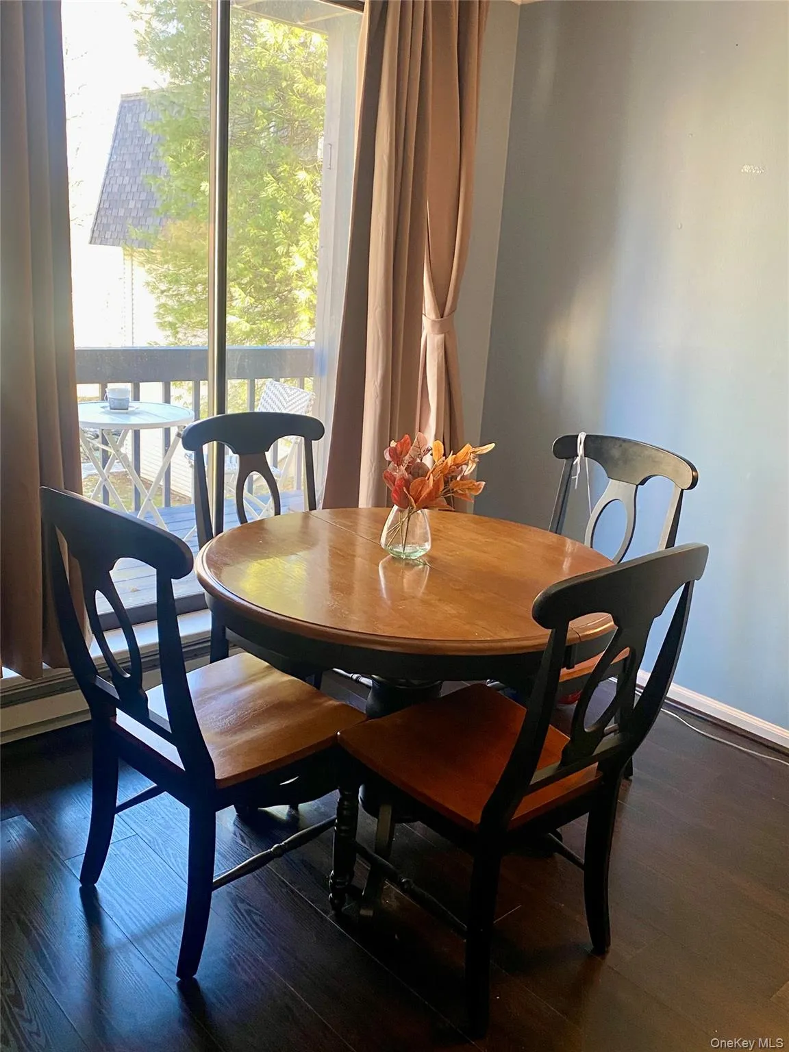 Dining area in the living room but there is an assigned room for dining Dining area in the living room but there is an assigned room for dining