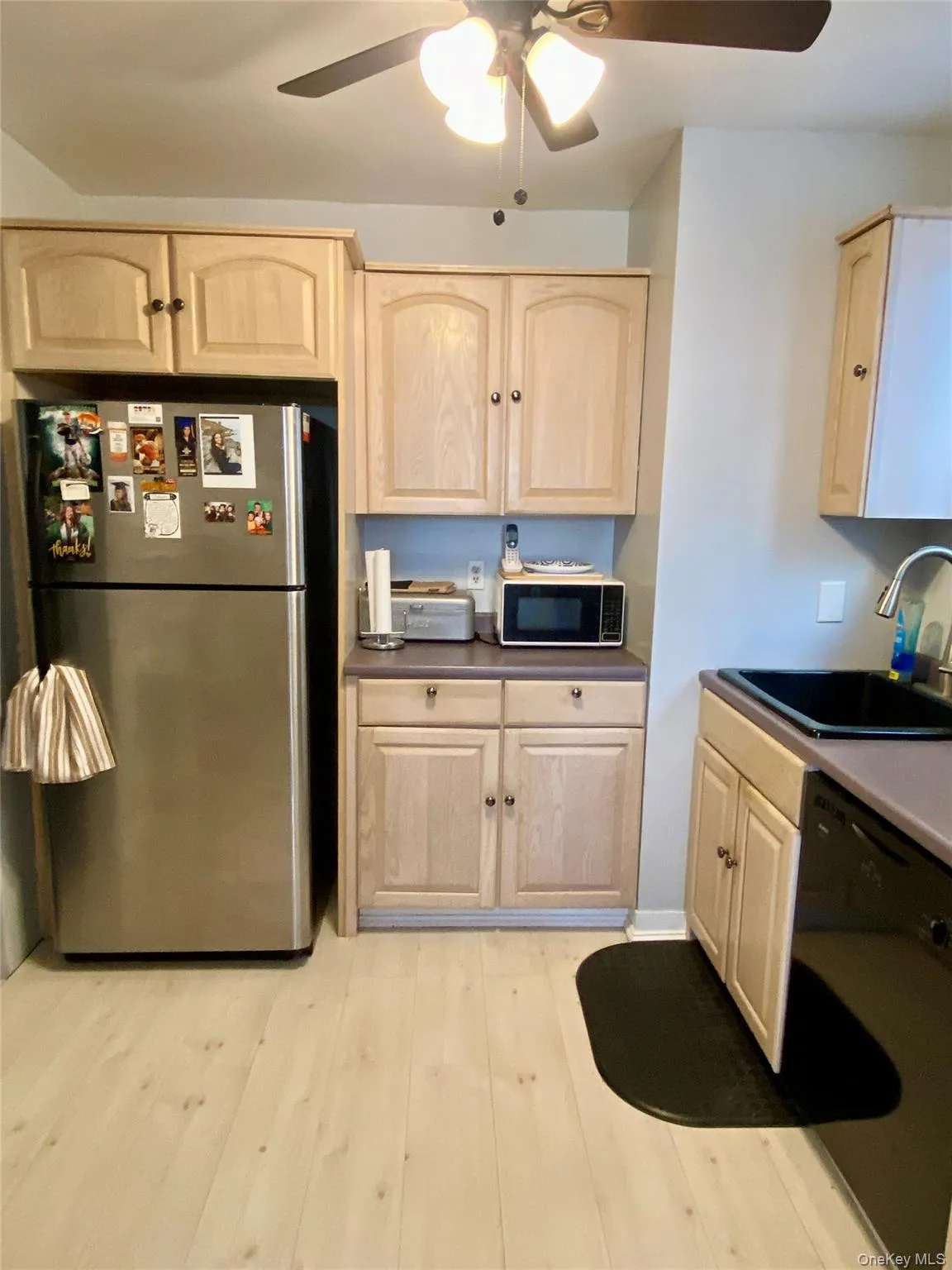 Plenty of room to cook great meals! Plenty of room to cook great meals!