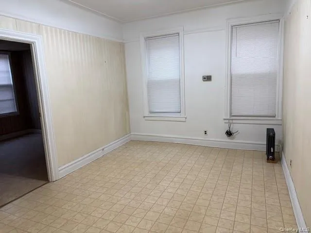1930 Edison Avenue, New York, NY, 2 Bedrooms Bedrooms, 4 Rooms Rooms,1 BathroomBathrooms,Residential Lease,For Rent,Edison,0,951957 1930 Edison Avenue, New York, NY, 2 Bedrooms Bedrooms, 4 Rooms Rooms,1 BathroomBathrooms,Residential Lease,For Rent,Edison,0,951957
