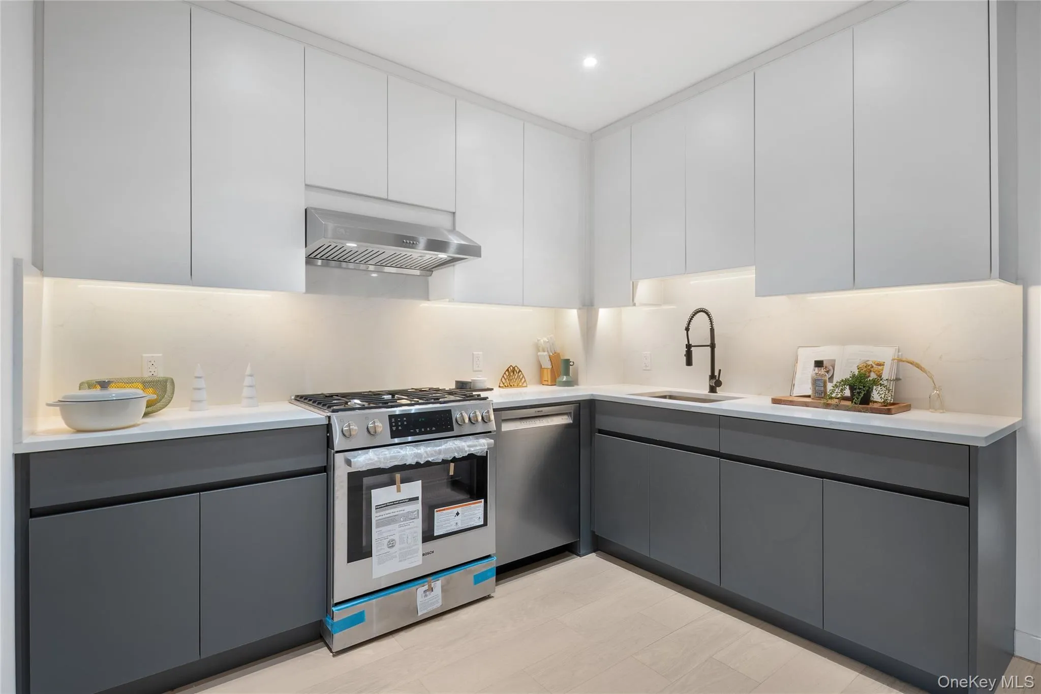 108-15 72nd Avenue, New York, NY, 1 Bedroom Bedrooms, 3 Rooms Rooms,1 BathroomBathrooms,Residential,For Rent,72nd,0,951980 108-15 72nd Avenue, New York, NY, 1 Bedroom Bedrooms, 3 Rooms Rooms,1 BathroomBathrooms,Residential,For Rent,72nd,0,951980
