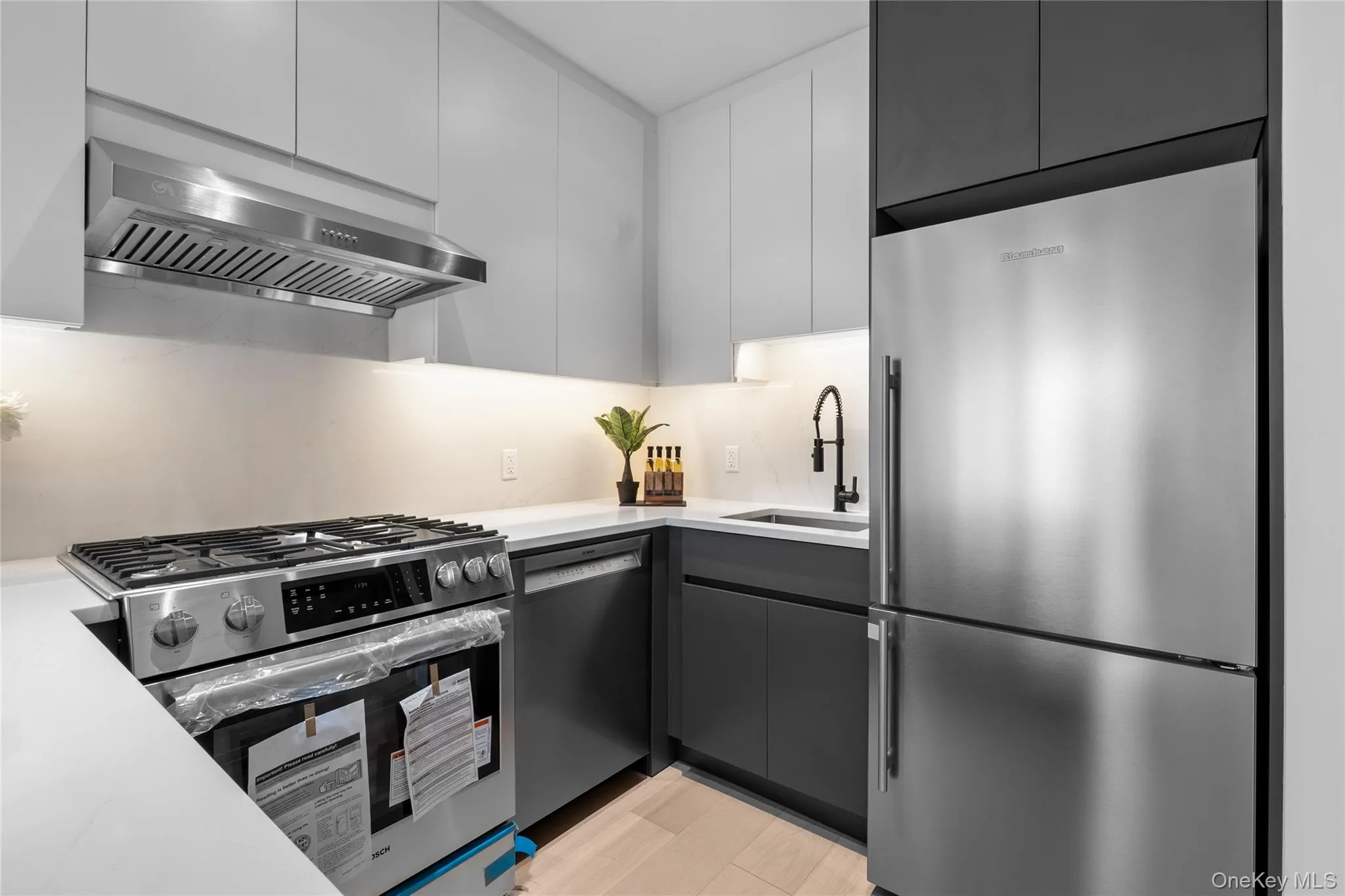 108-15 72nd Avenue, New York, NY, 1 Bedroom Bedrooms, 3 Rooms Rooms,1 BathroomBathrooms,Residential,For Rent,72nd,0,951980 108-15 72nd Avenue, New York, NY, 1 Bedroom Bedrooms, 3 Rooms Rooms,1 BathroomBathrooms,Residential,For Rent,72nd,0,951980